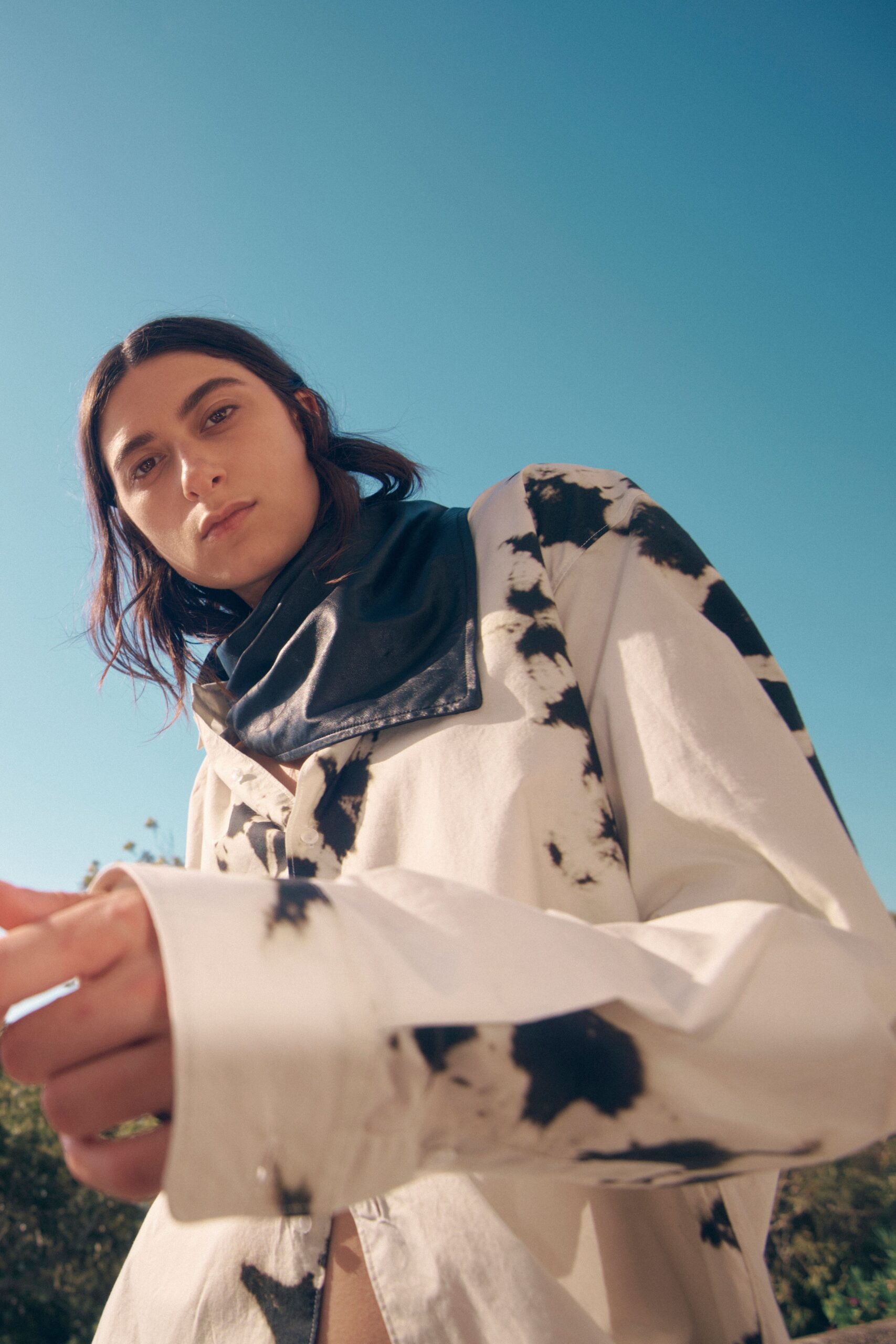 relaxed printed shirt with leather scarf