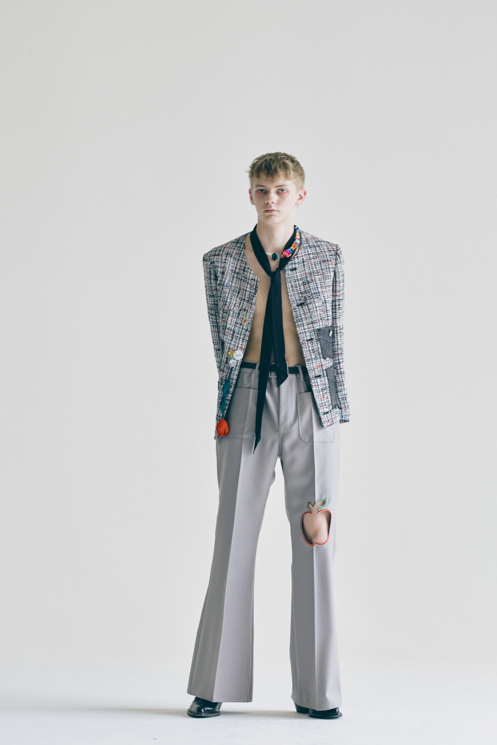 Bed j.w. Ford S/S 23 Menswear Look 1