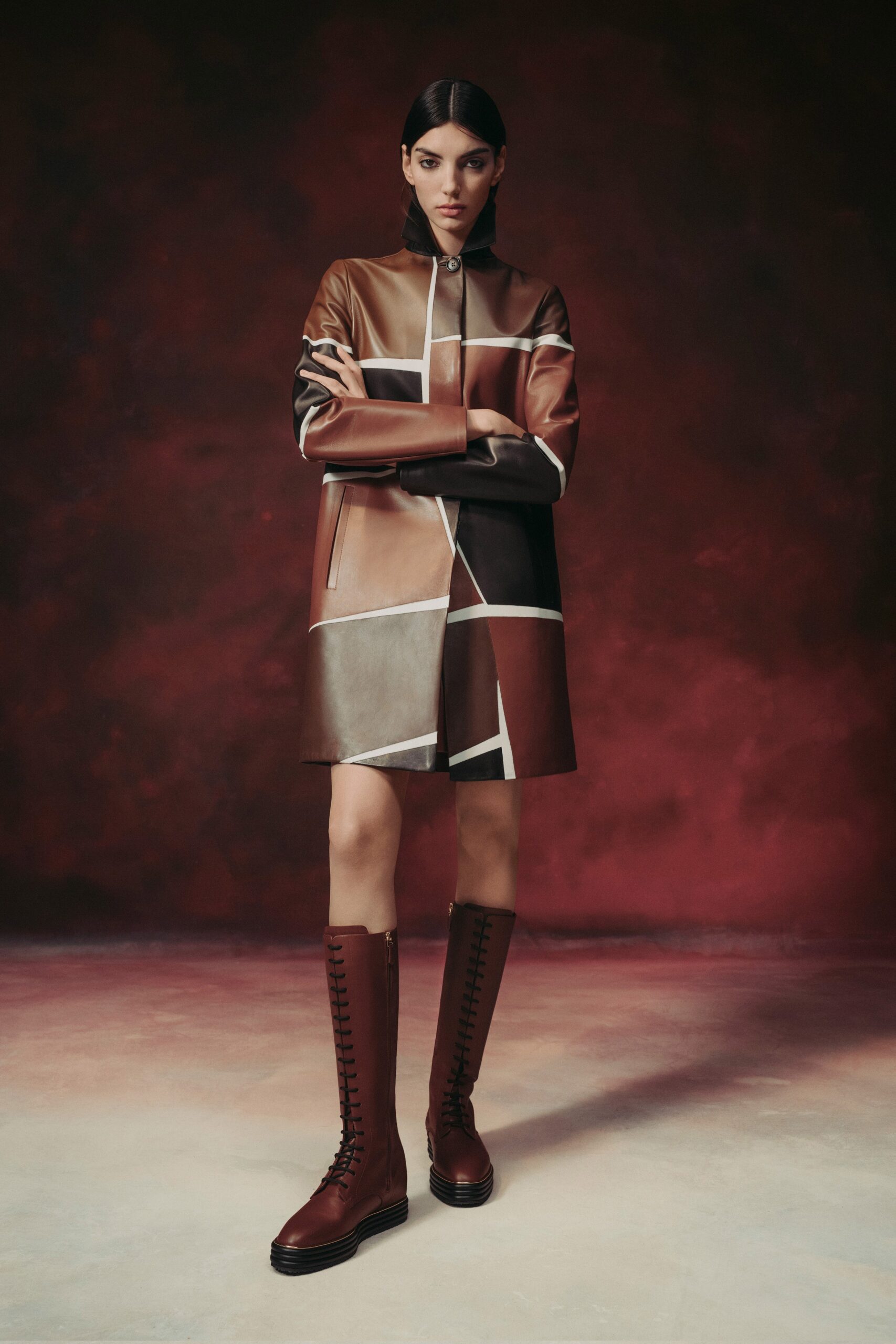 brown leather long-sleeve collared fitted color-blocked short coat