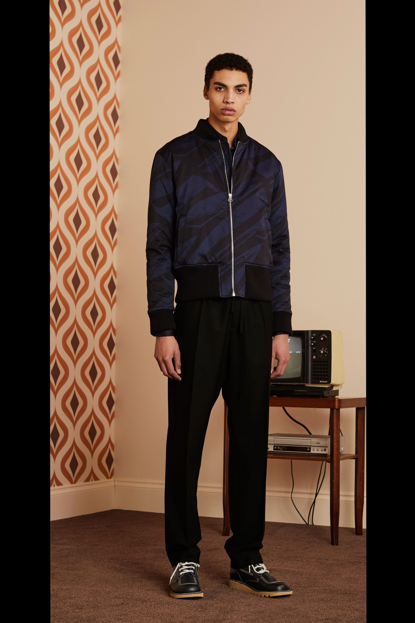 blue cotton long-sleeve collared fitted zippered printed jacket