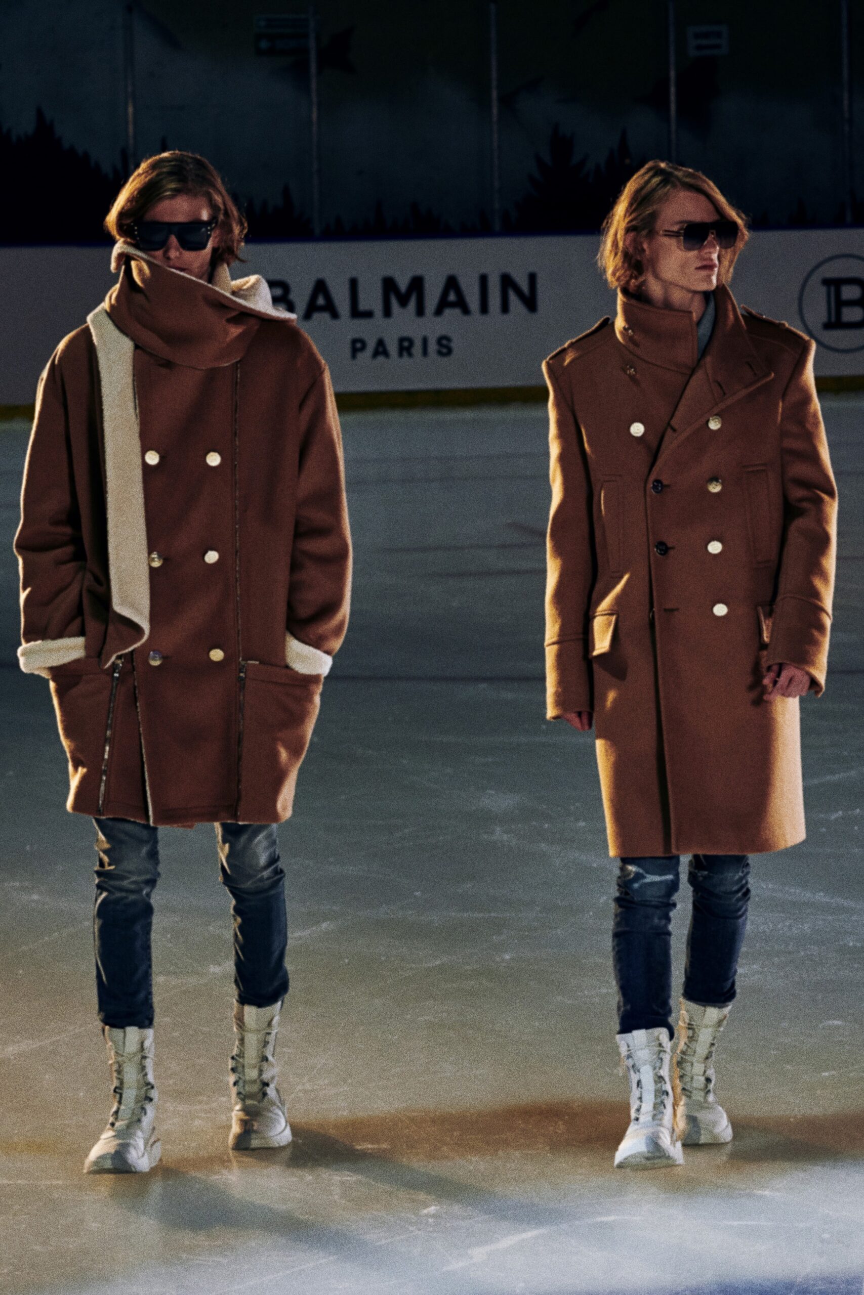 brown wool long-sleeve collared fitted zippered pockets coat