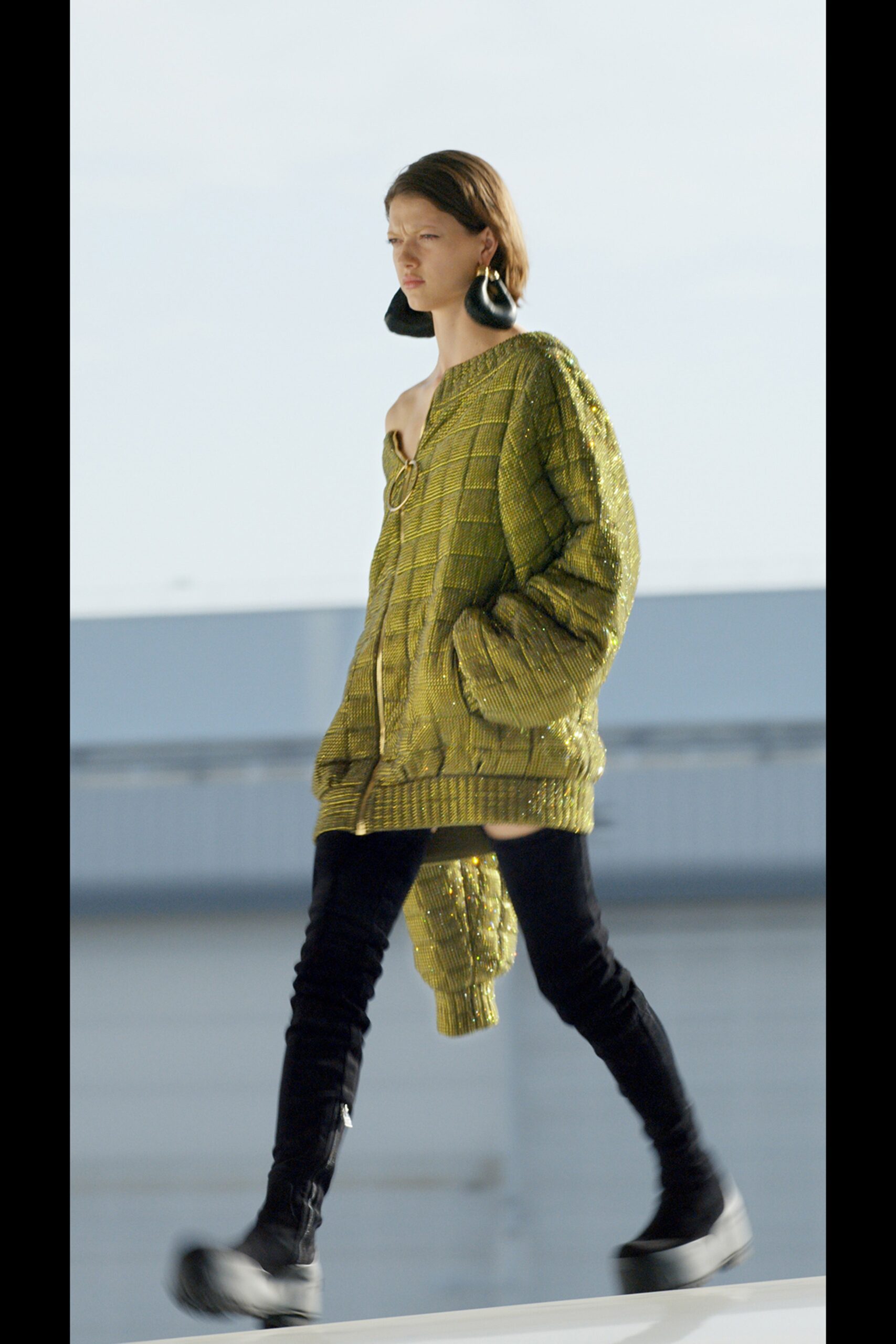 green knit long-sleeve off-shoulder oversized textured jacket