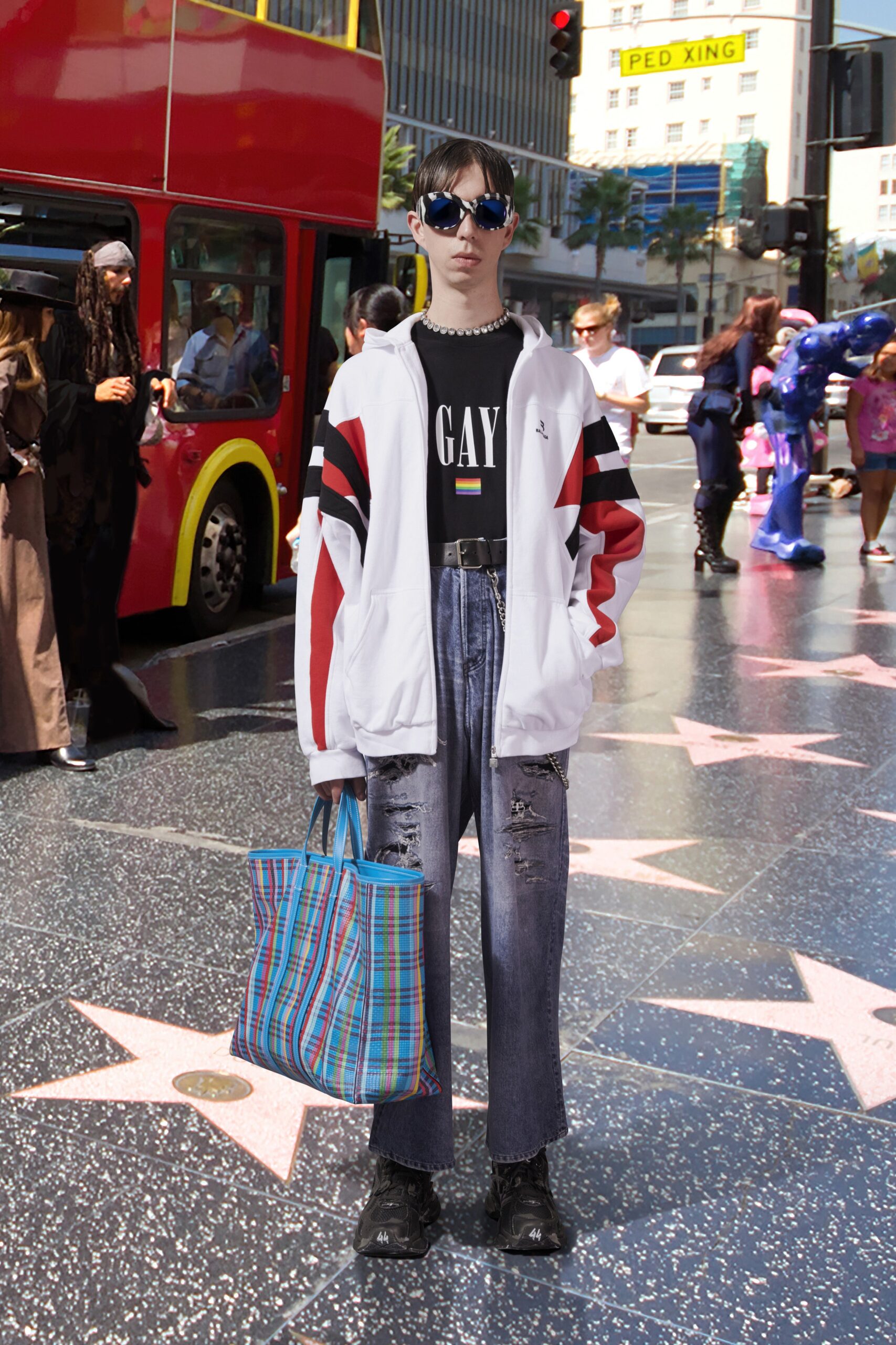 Balenciaga F/W 21 Look 31