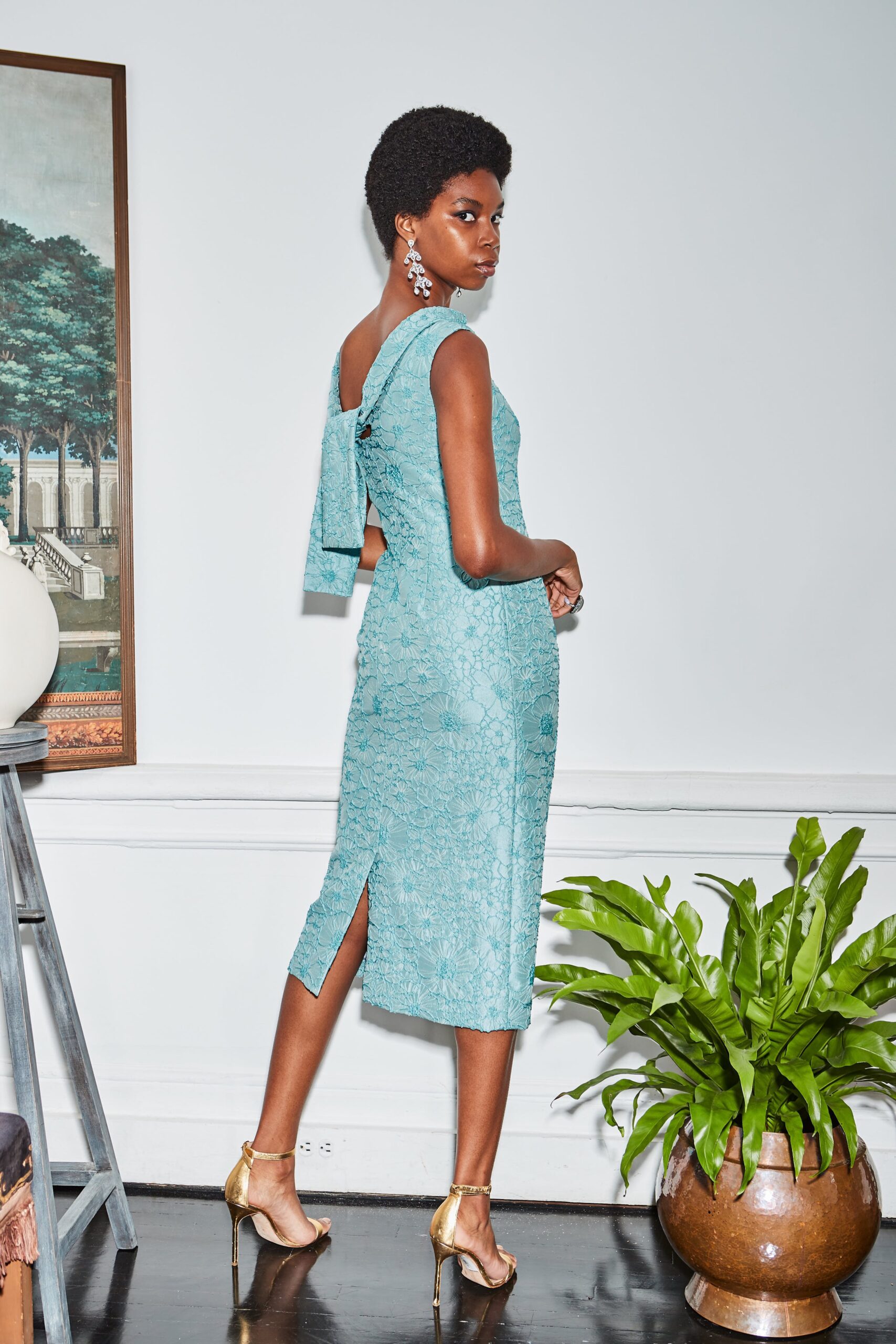 blue lace sleeveless v-neck fitted embroidered midi dress