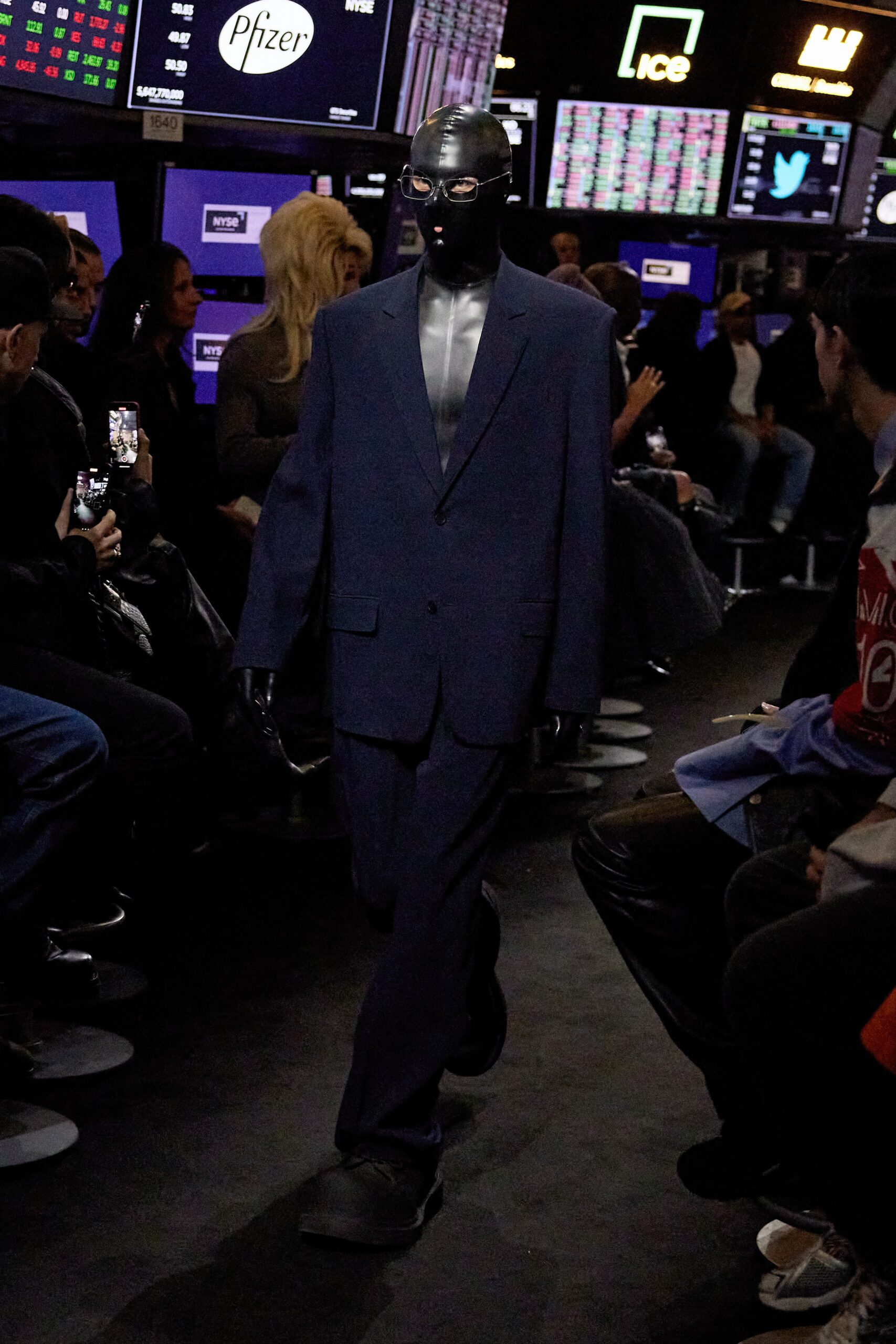 blue relaxed wool suit