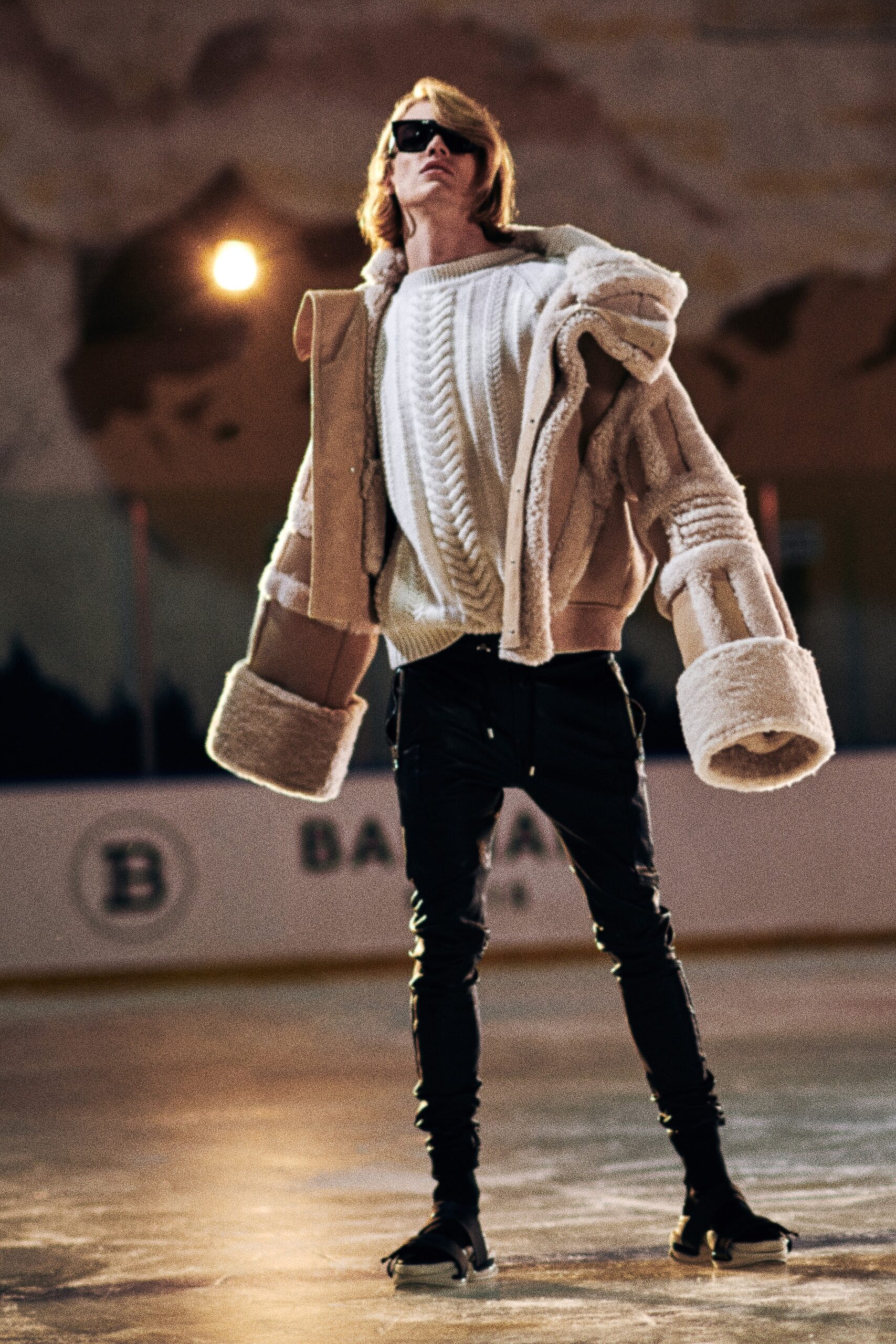 beige faux-fur long-sleeve oversized layered jacket