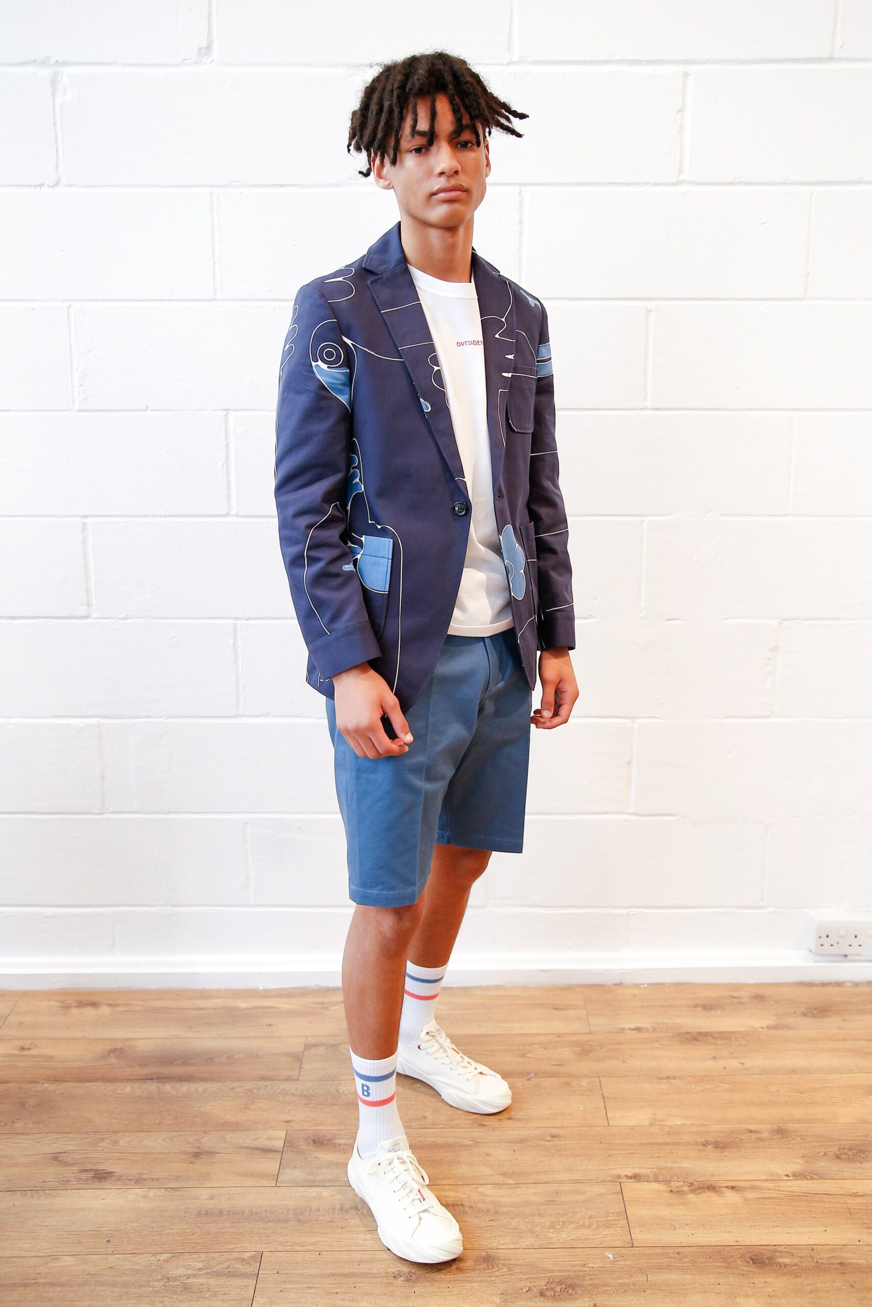 blue tailored blazer with white t-shirt