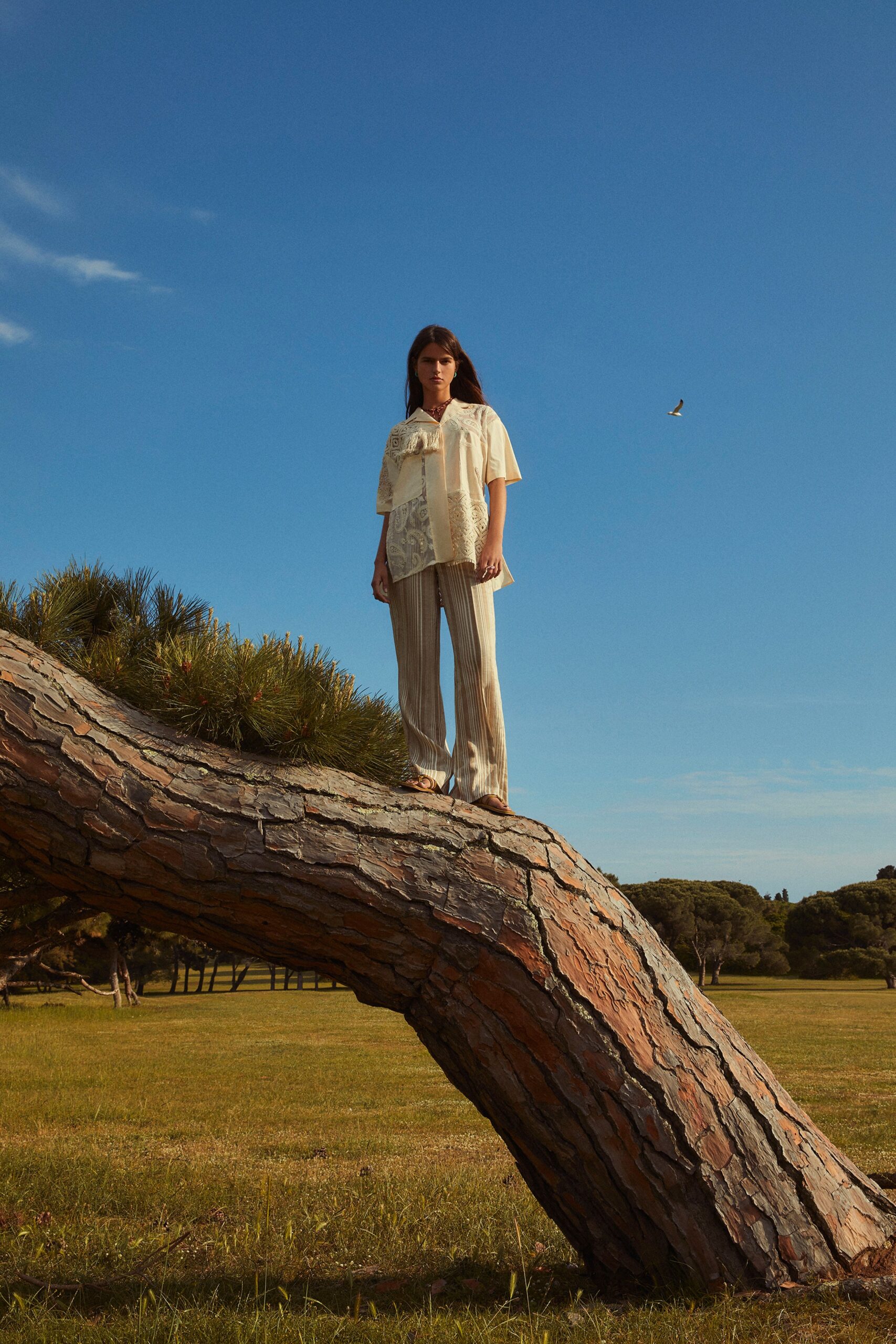 Beatrice .b S/S 22 Look 55