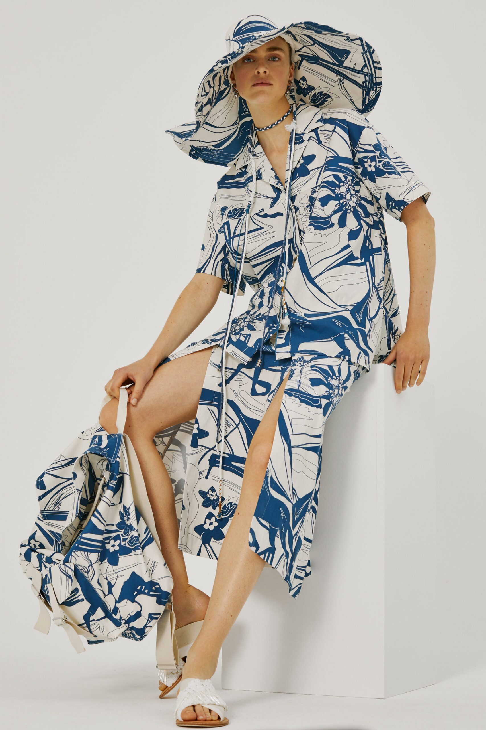 Beatrice .b S/S 21 Look 68