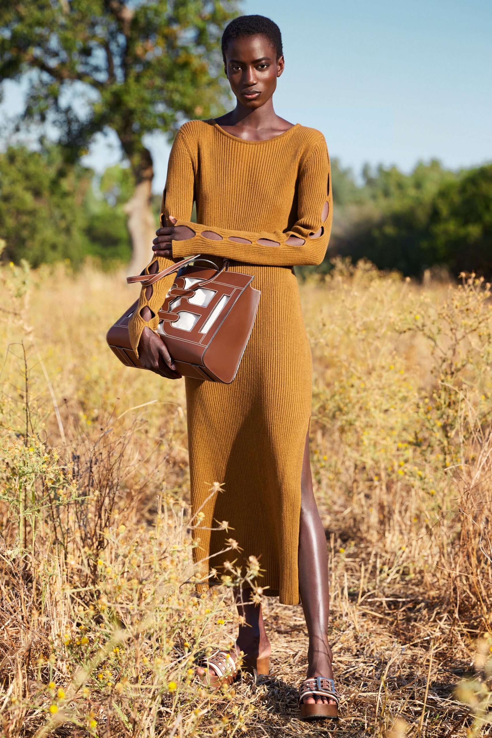 fitted brown ribbed midi dress