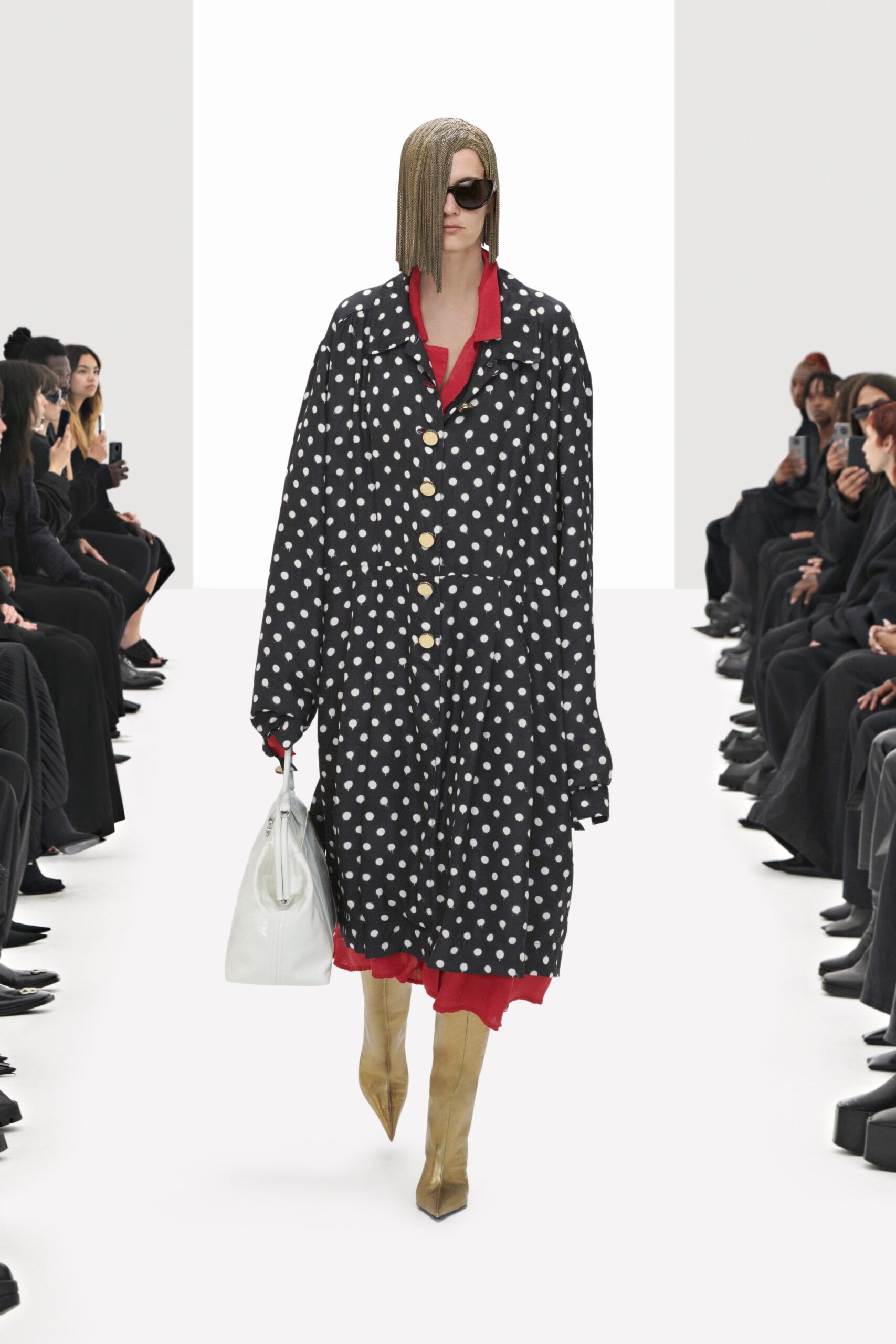 black cotton long-sleeve collared oversized polka-dot buttoned coat