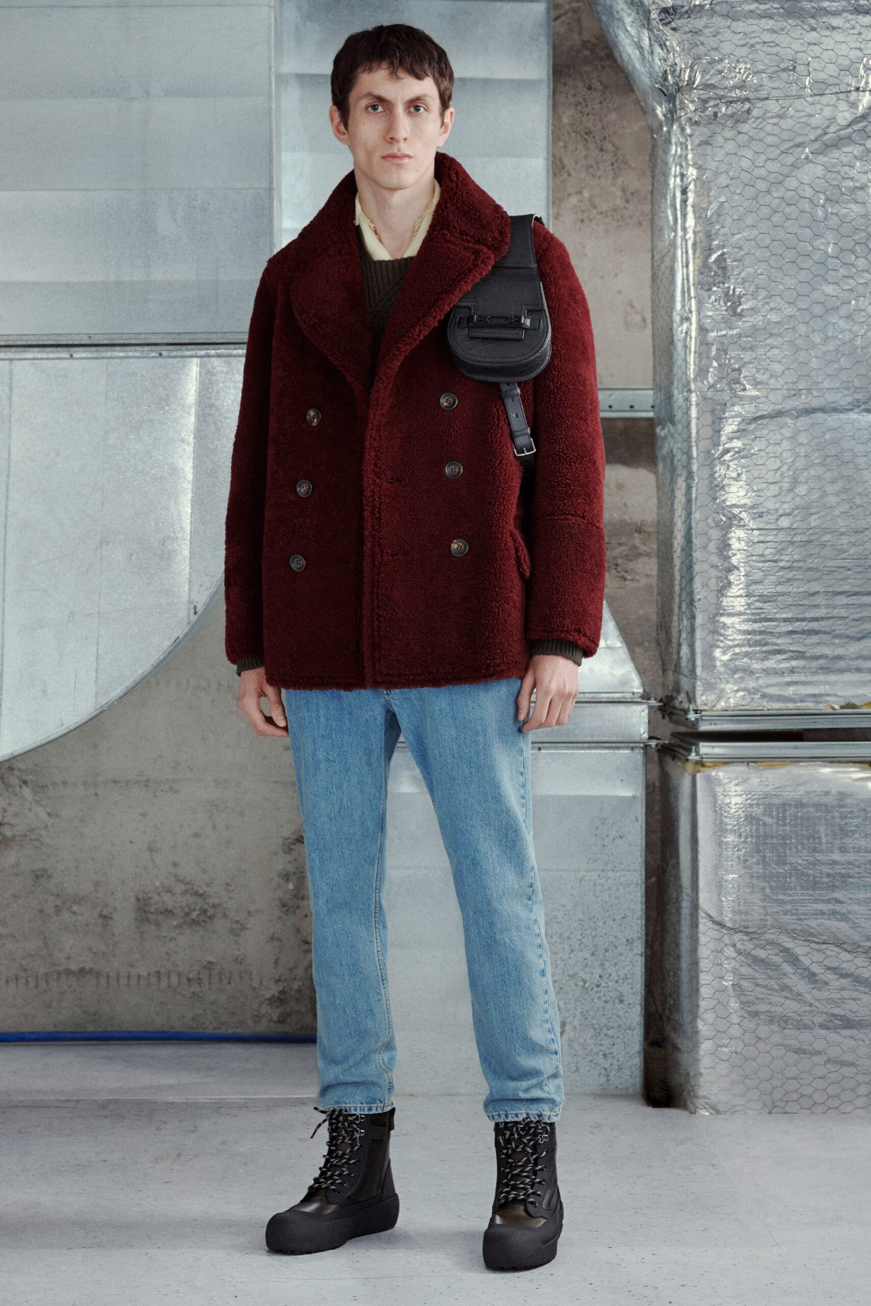 red wool long-sleeve double-breasted fitted buttoned coat