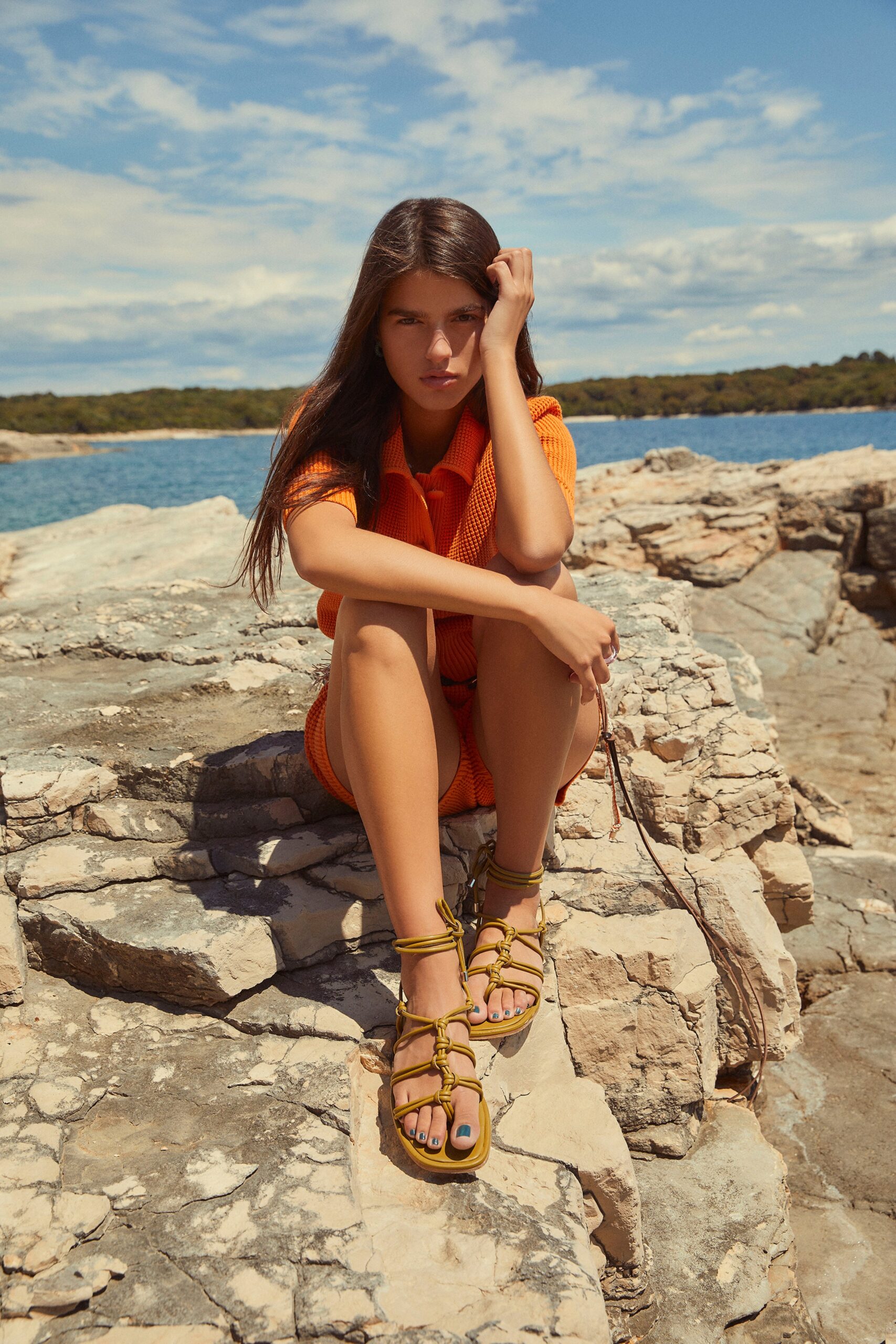 Beatrice .b S/S 22 Look 70