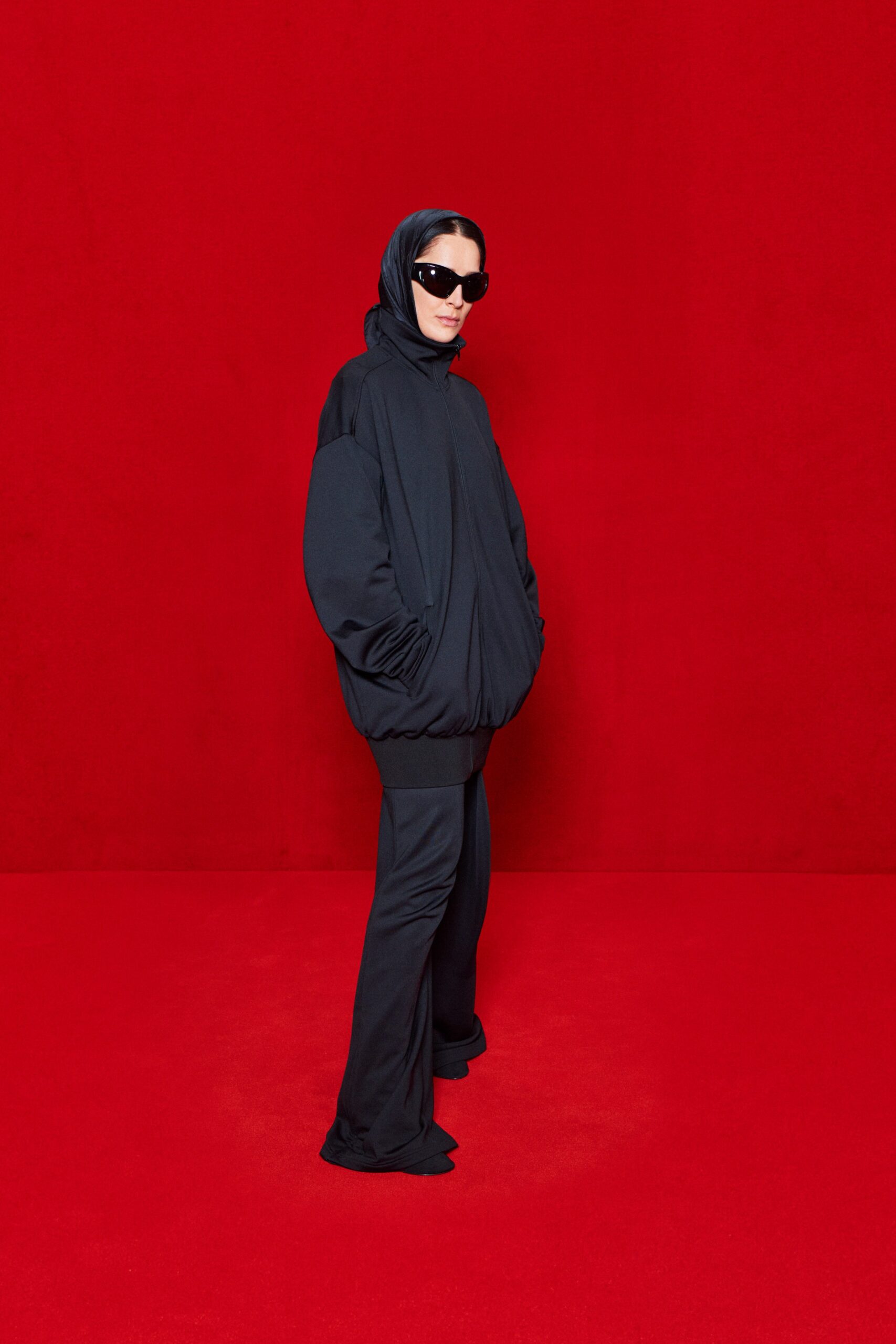 black cotton long-sleeve hooded oversized hoodie