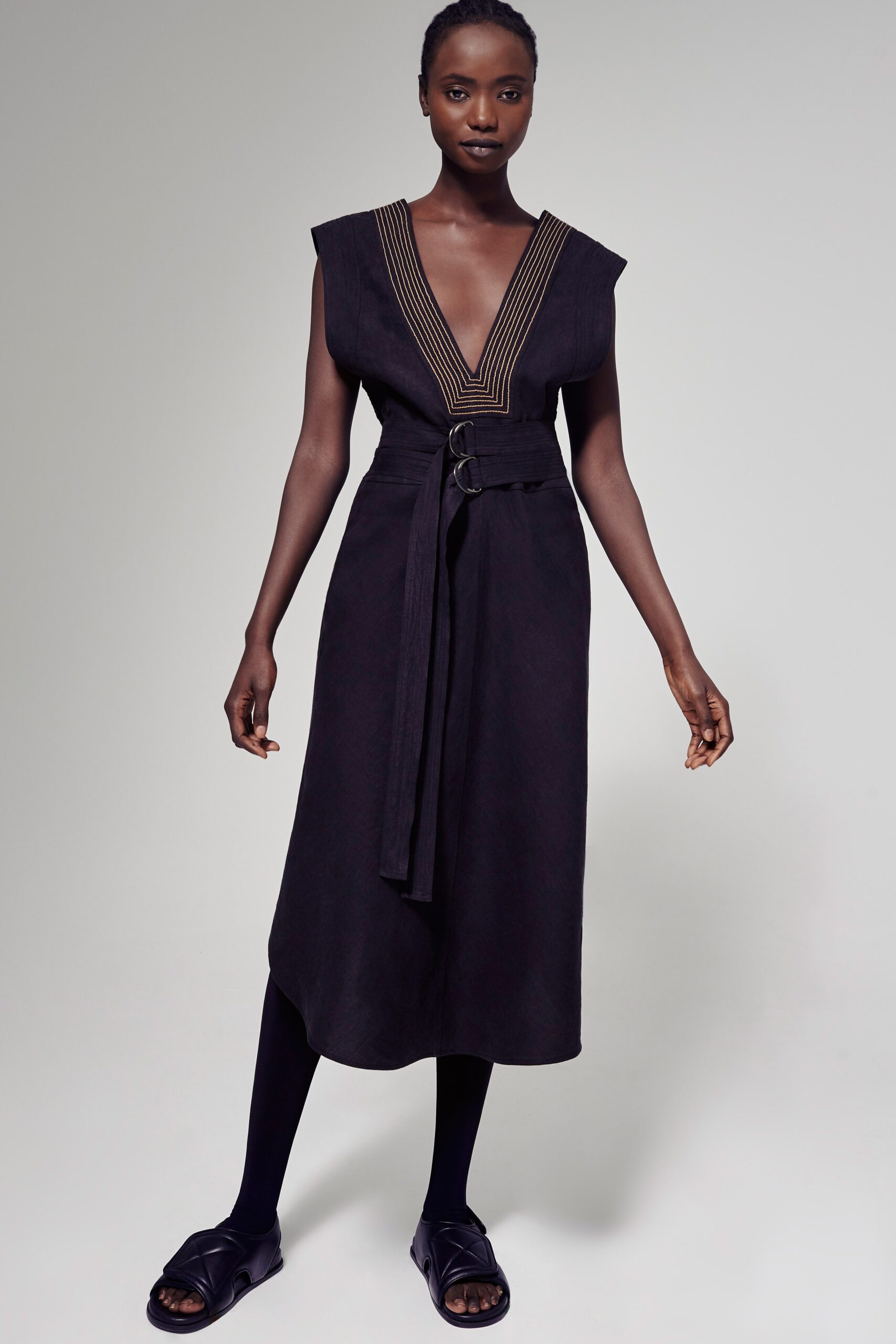 black cotton sleeveless dress