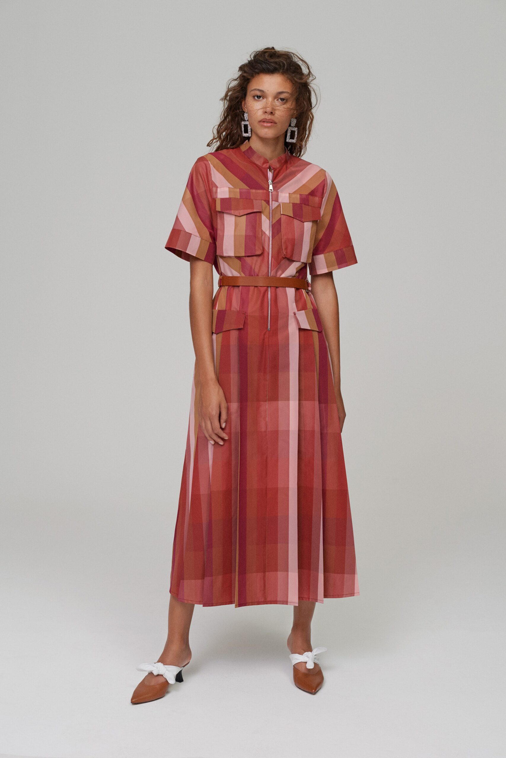 Beatrice .b S/S 20 Look 95