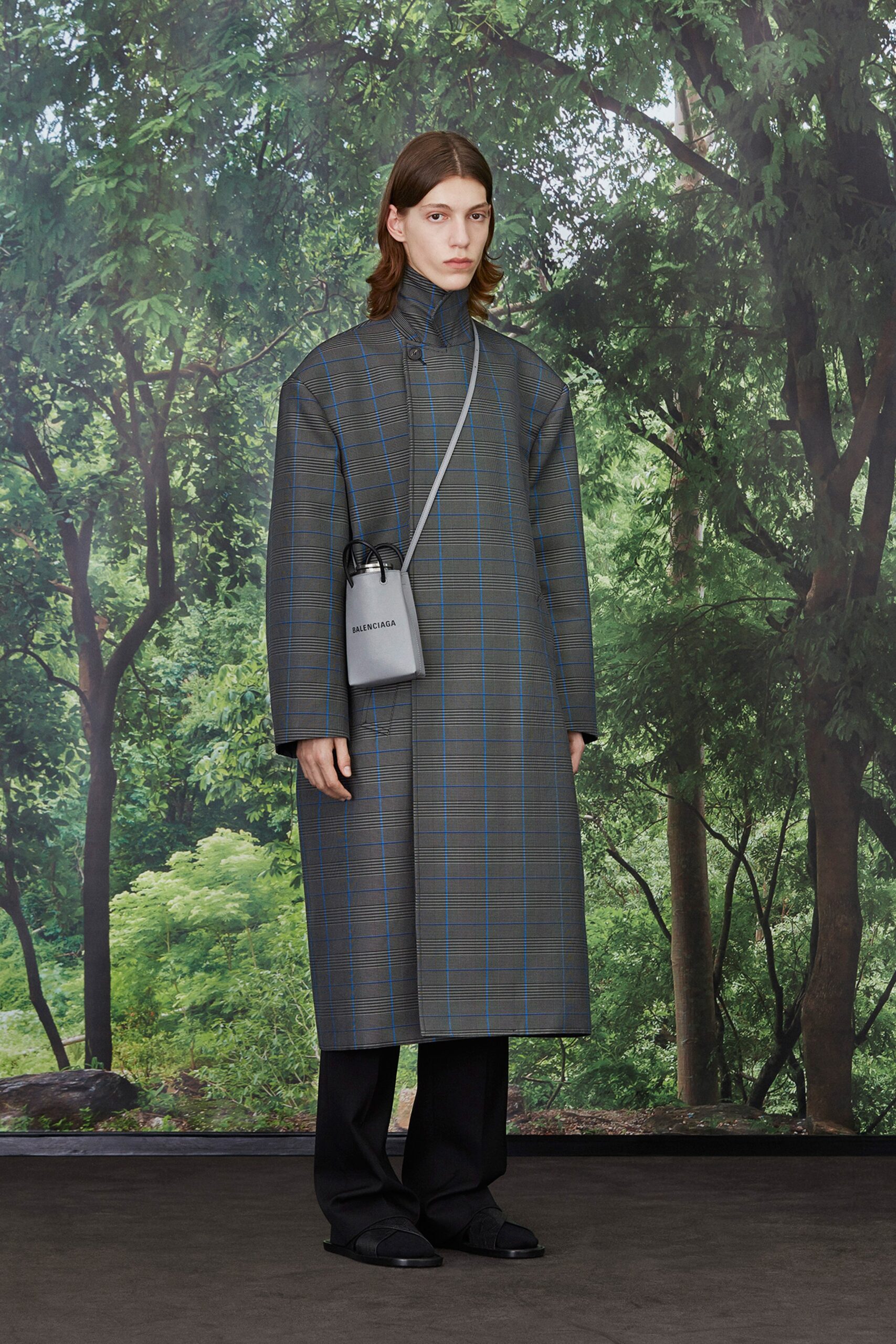 gray wool long-sleeve collared relaxed checked coat