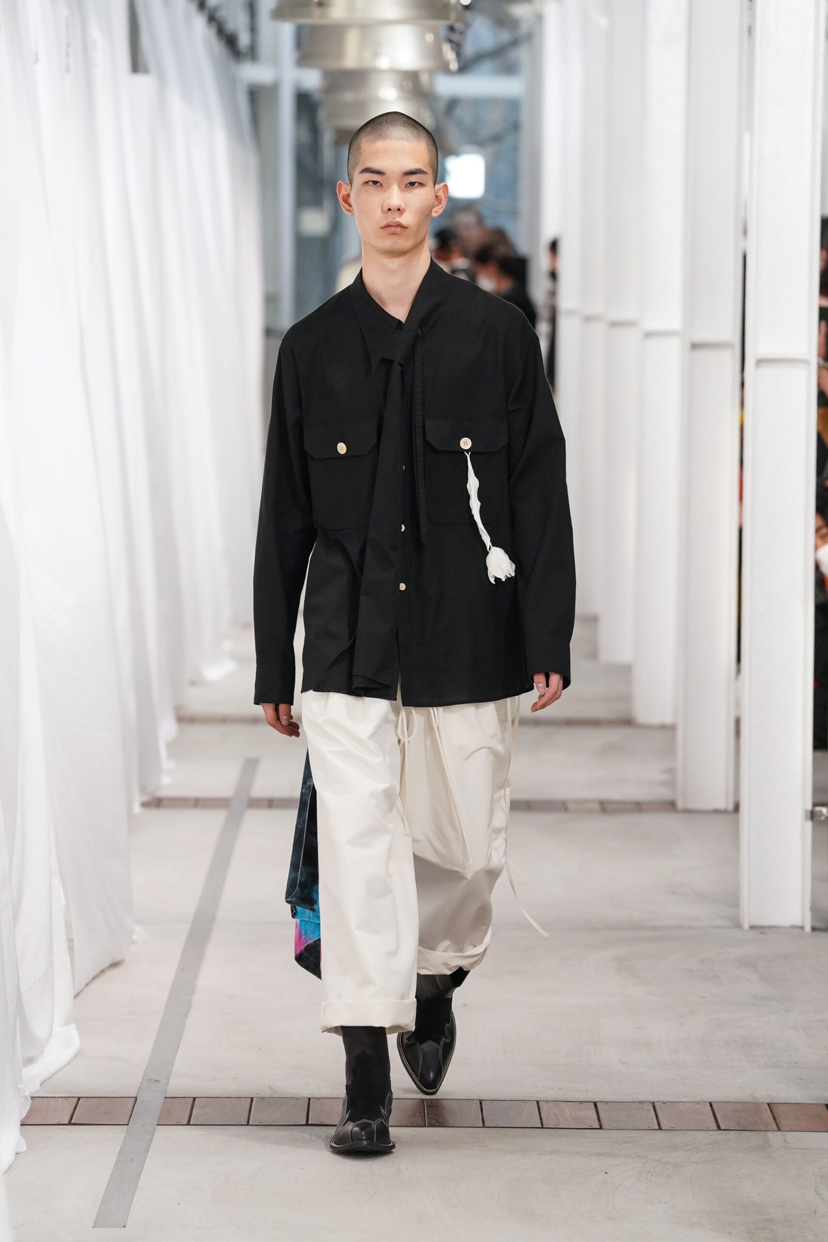 Bed j.w. Ford Tokyo F/W 22 Look 147