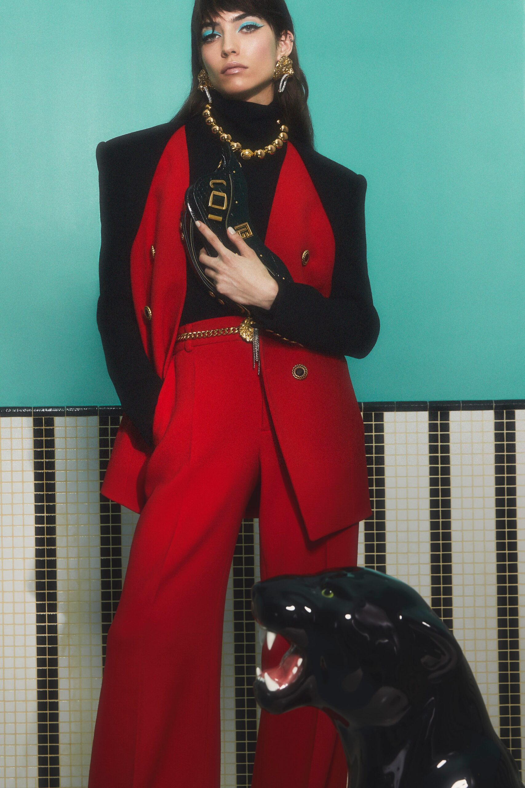 red long-sleeve collared tailored blazer