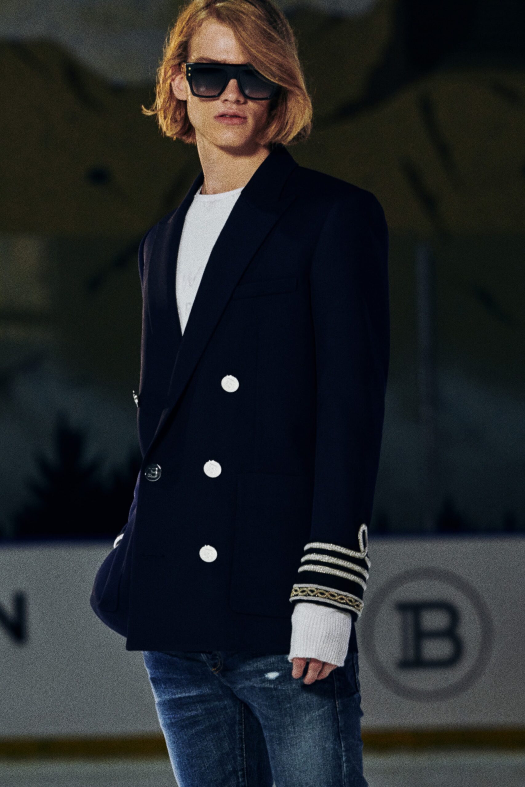 blue tailored blazer with white t-shirt