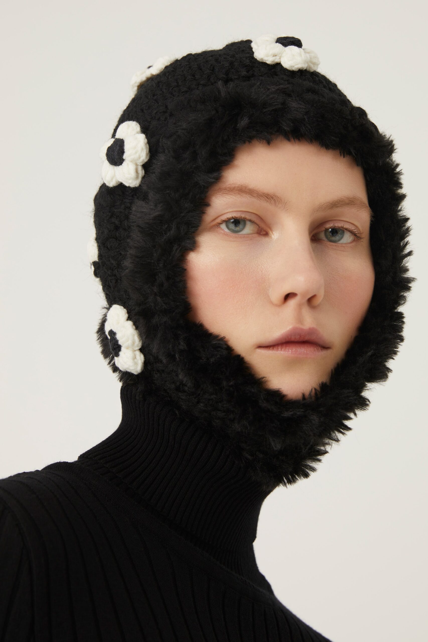 Beatrice .b F/W 22 Look 117