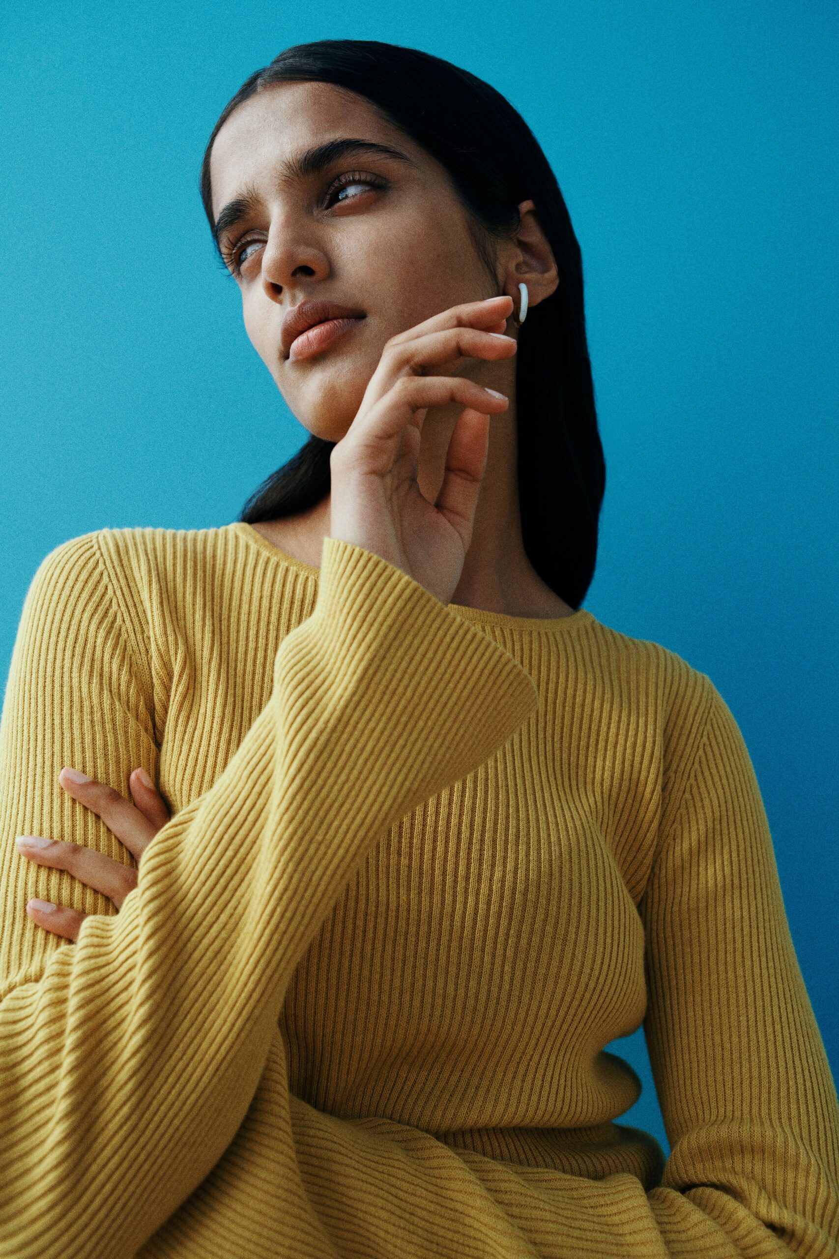 fitted yellow ribbed top