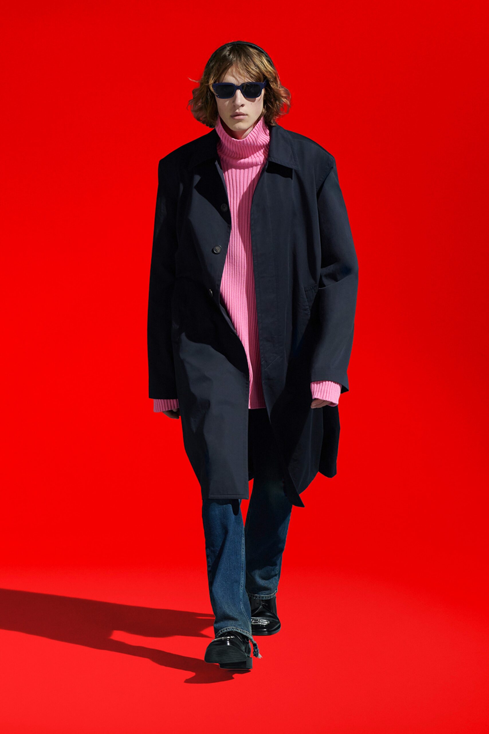 oversized black coat with pink top