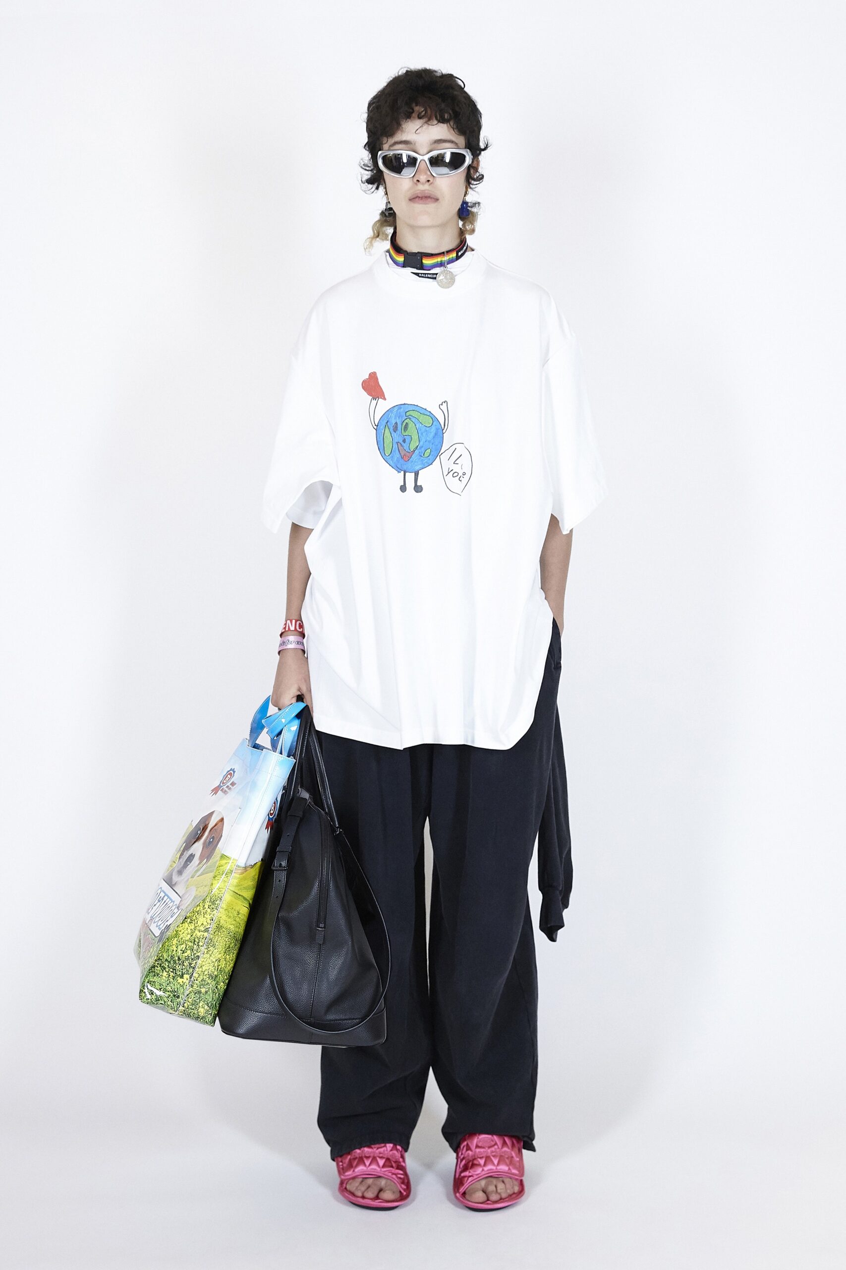 oversized white t-shirt with black pants