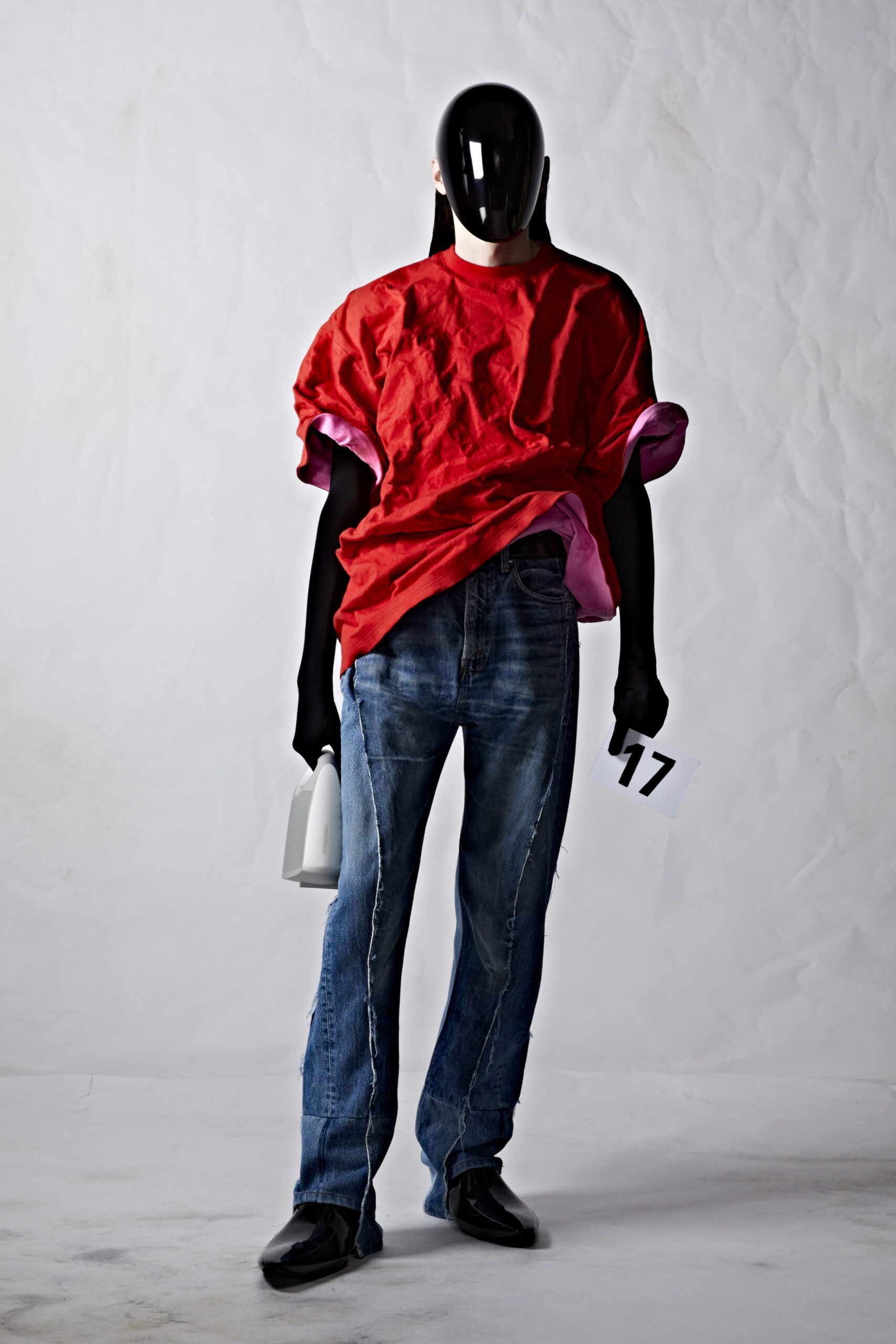 oversized red top with relaxed jeans