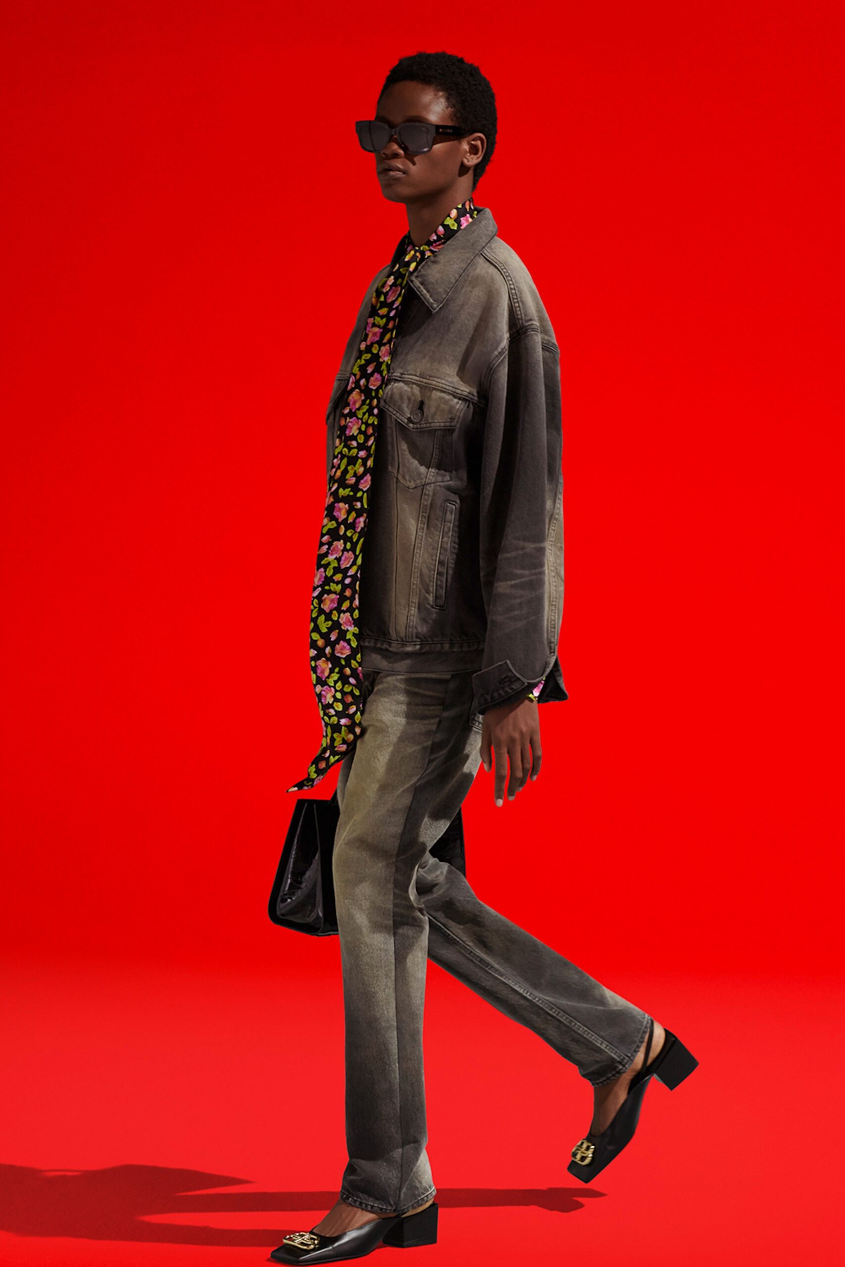 oversized gray denim jacket with printed shirt