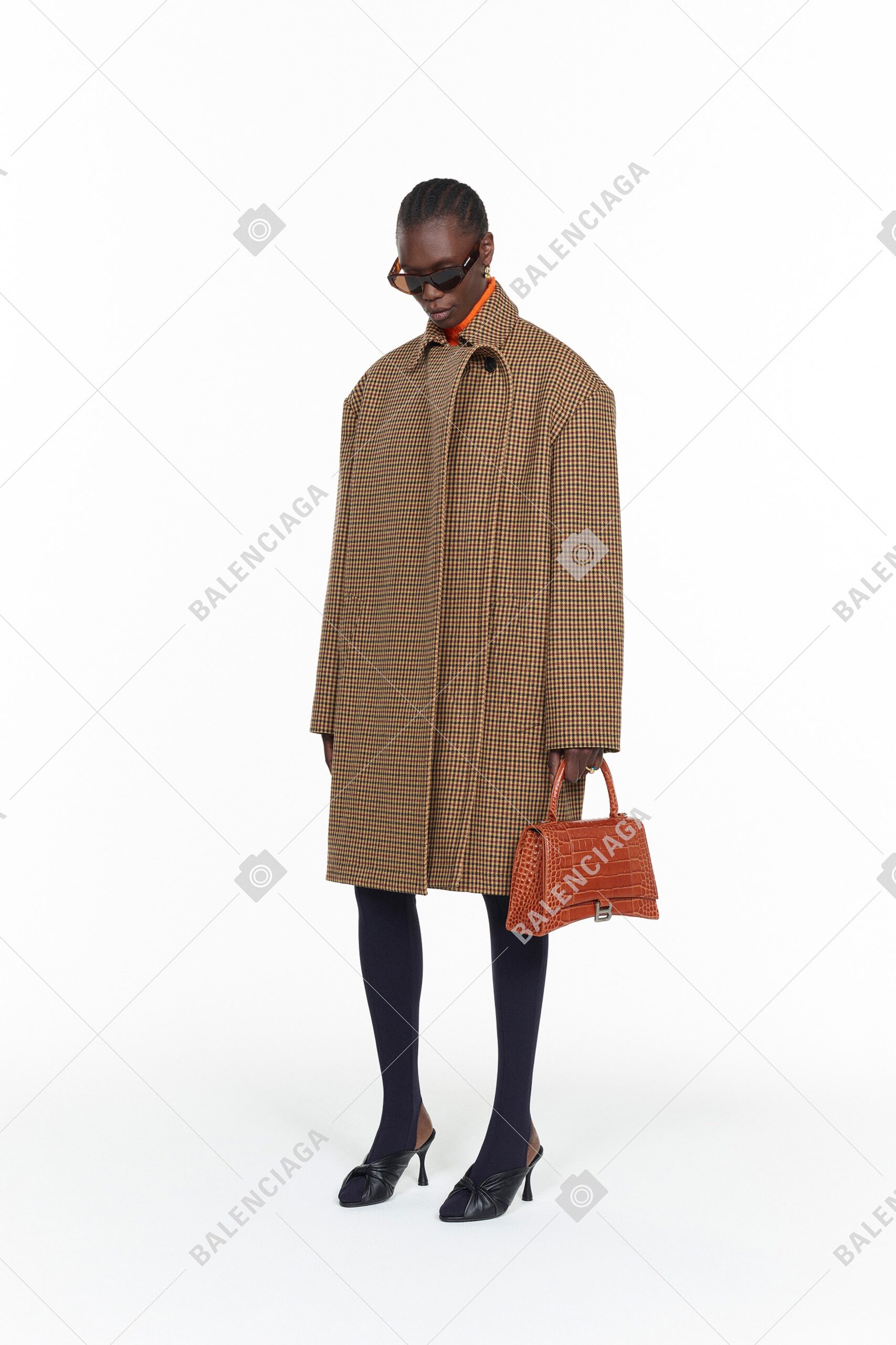 oversized brown checked coat