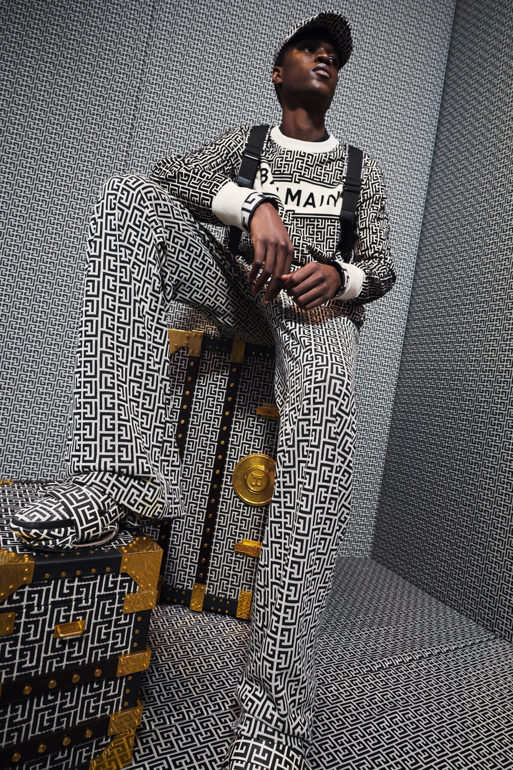 black and white printed outfit
