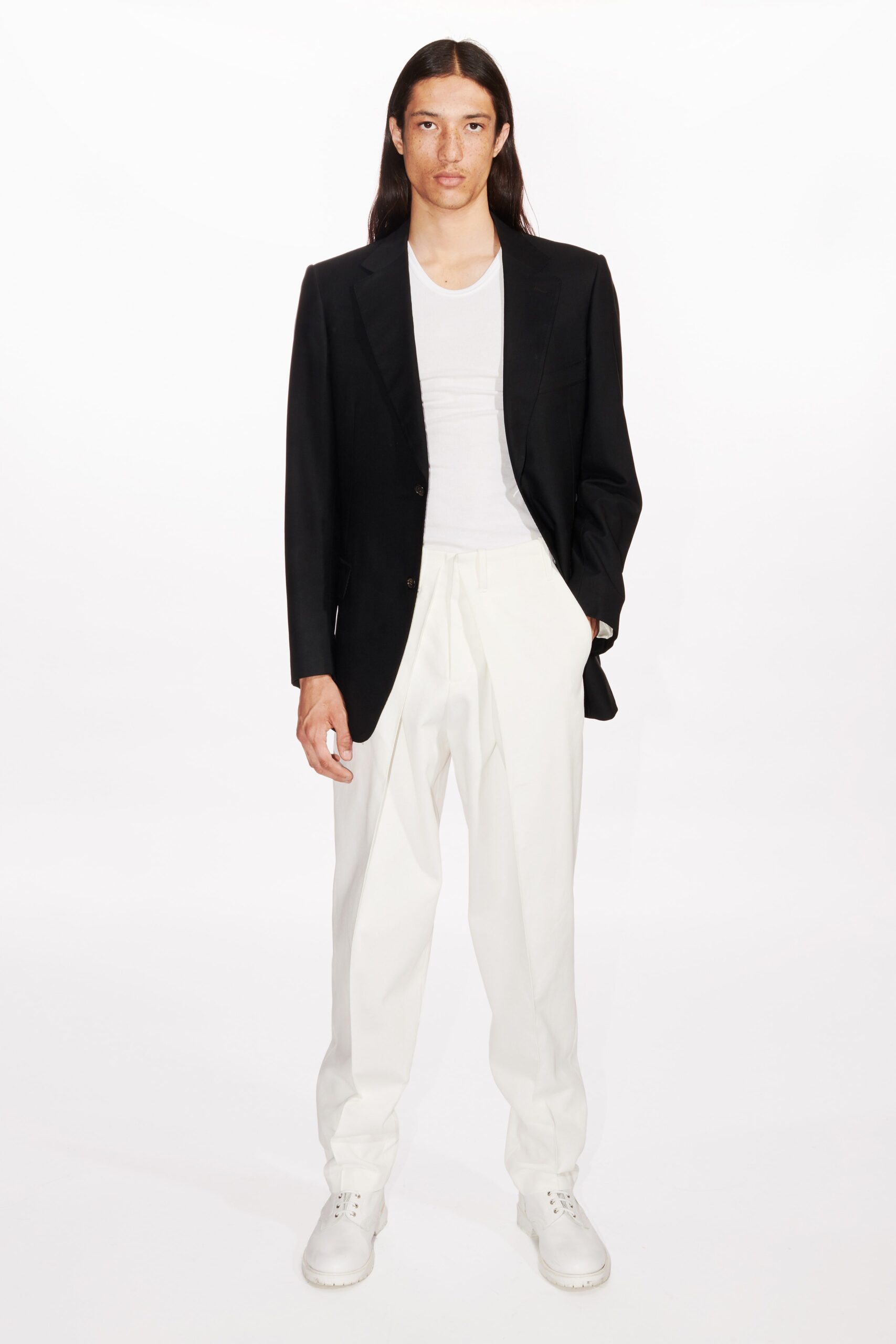 black blazer white pants outfit