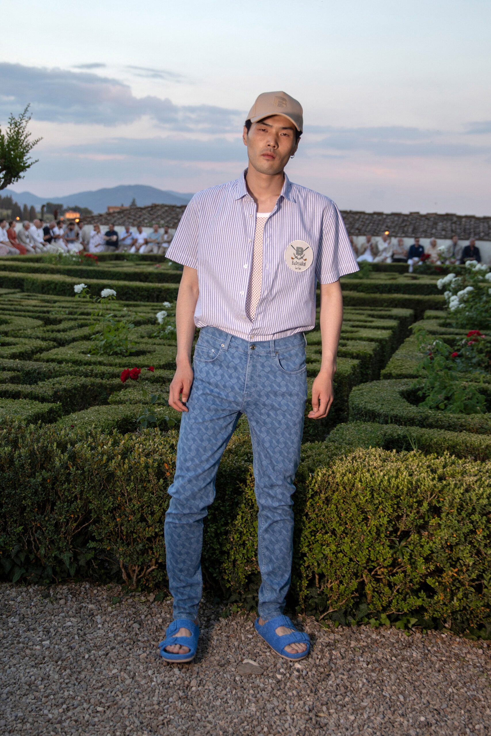relaxed blue striped shirt with denim pants