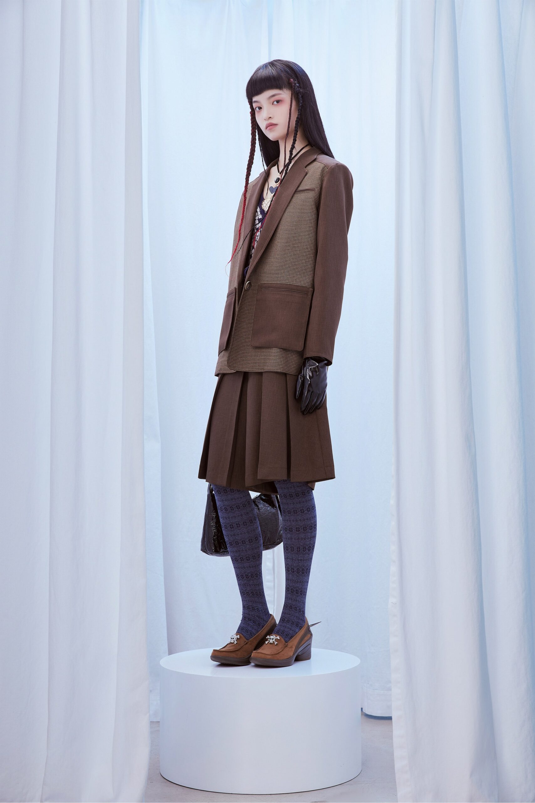 brown wool fitted pleated mini skirt