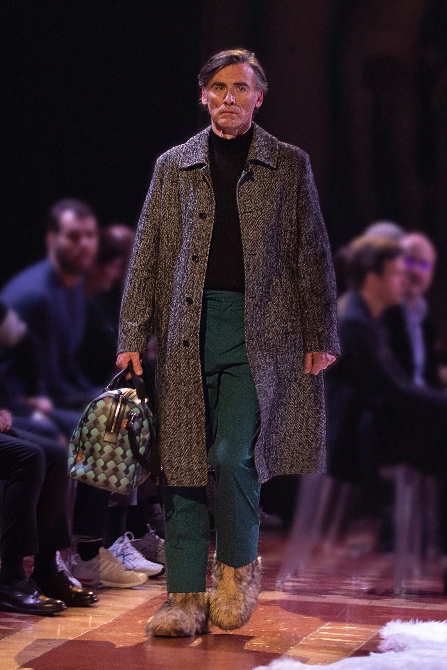 gray wool long-sleeve collared relaxed textured coat