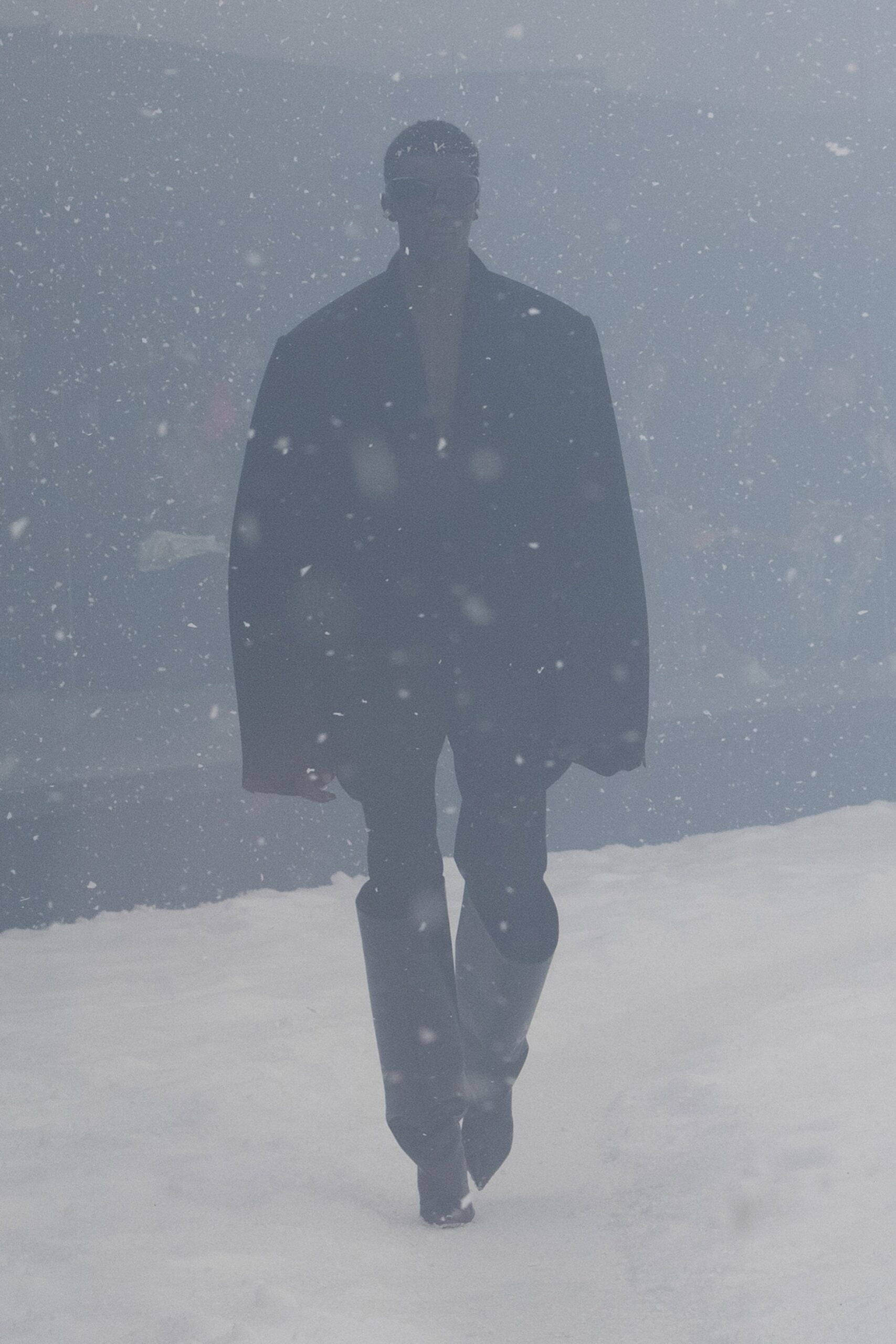 oversized black coat with fitted pants