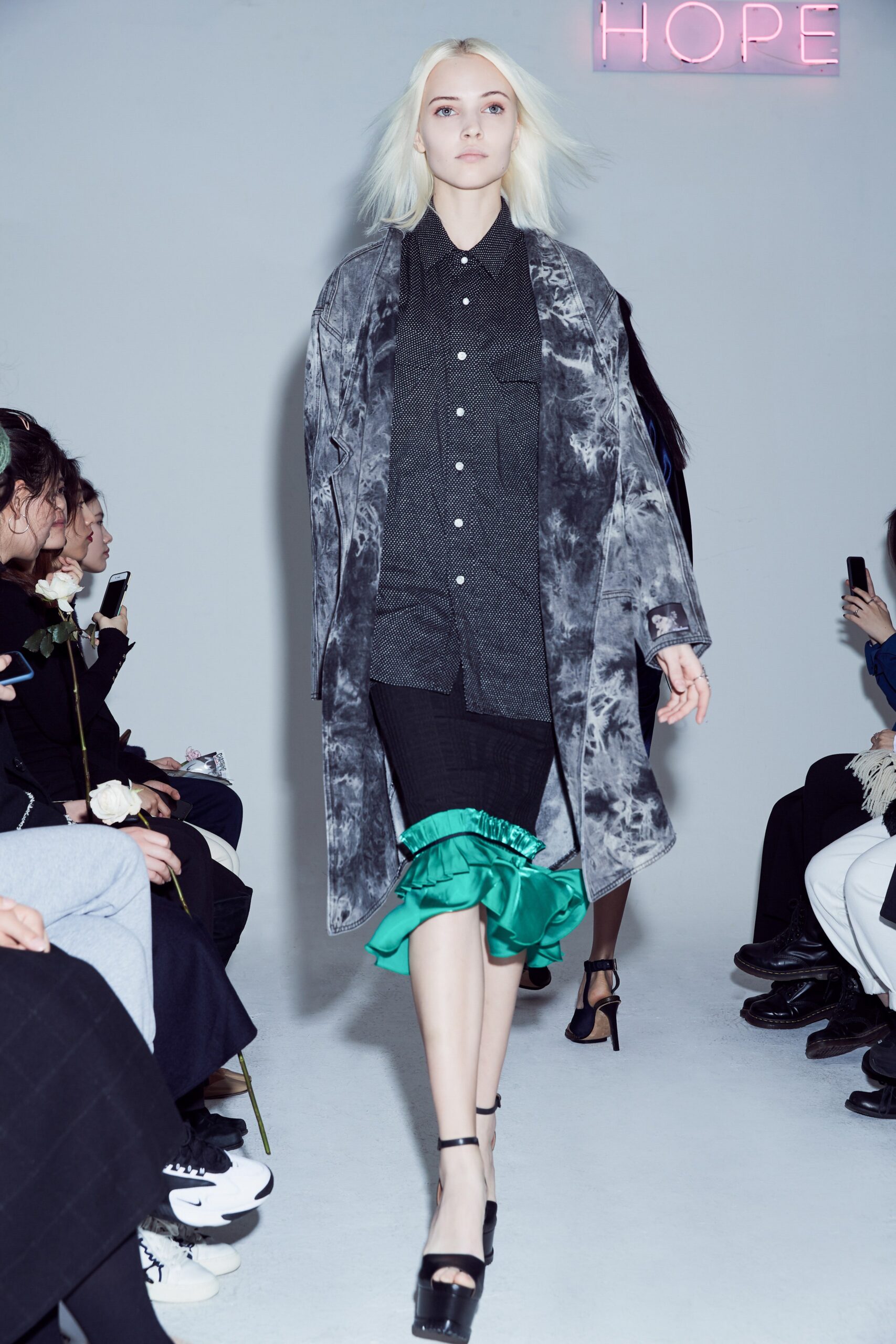gray cotton long-sleeve collared relaxed draped coat