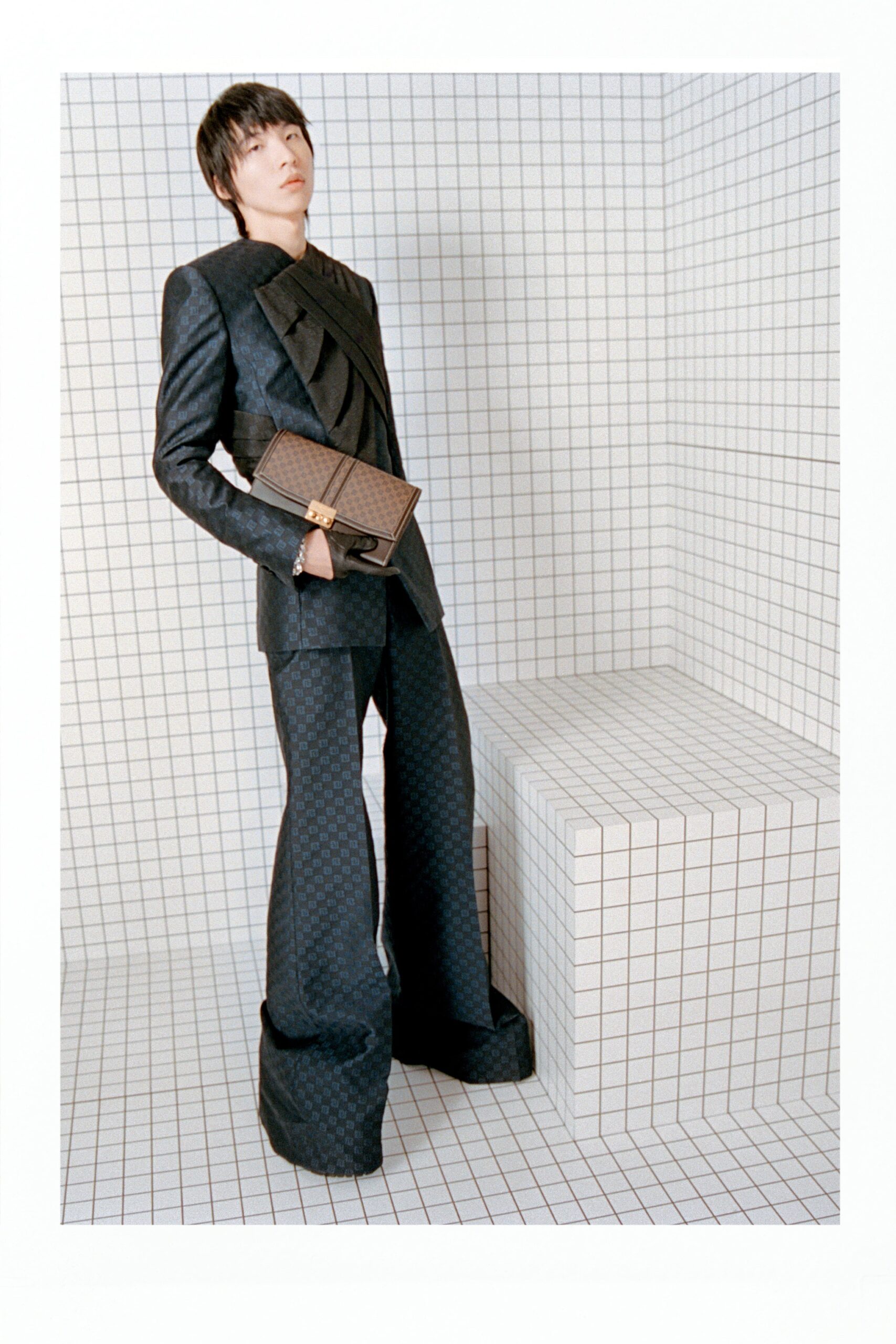 blue cotton long-sleeve collared tailored pleated suit