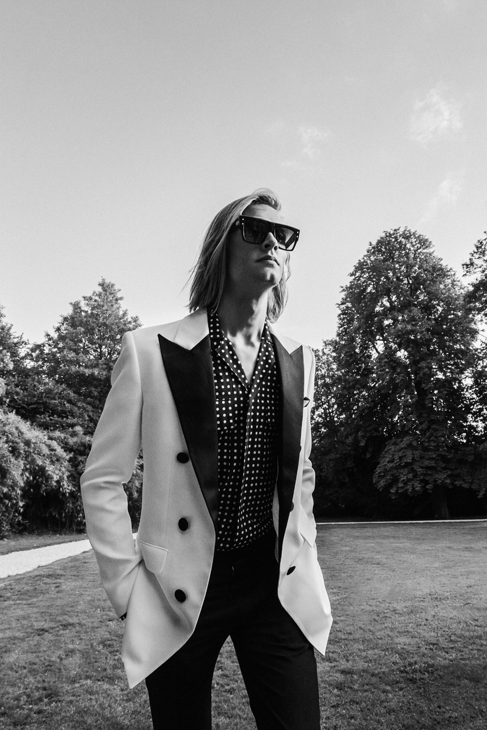 black and white tailored blazer outfit