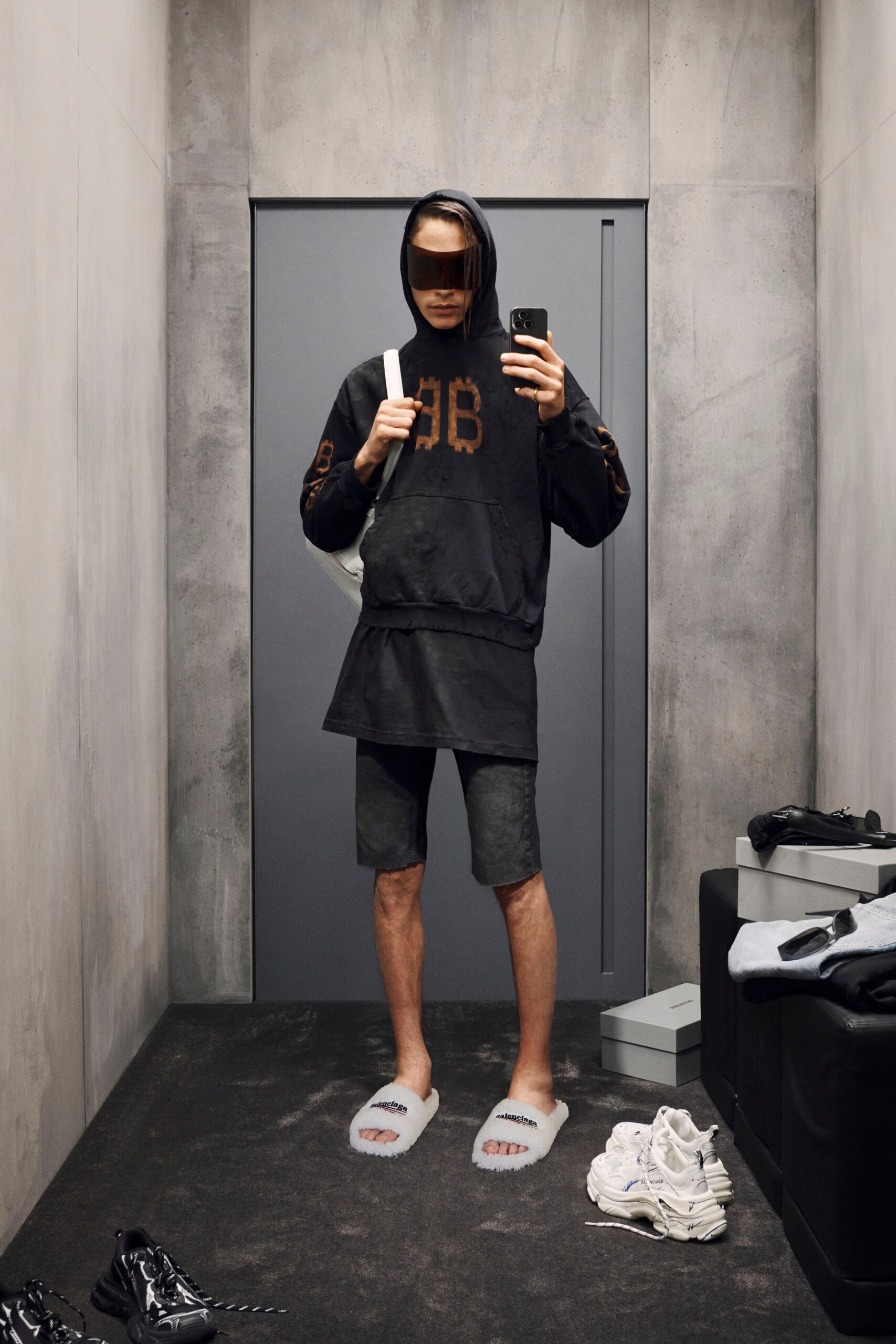 black relaxed hoodie with shorts