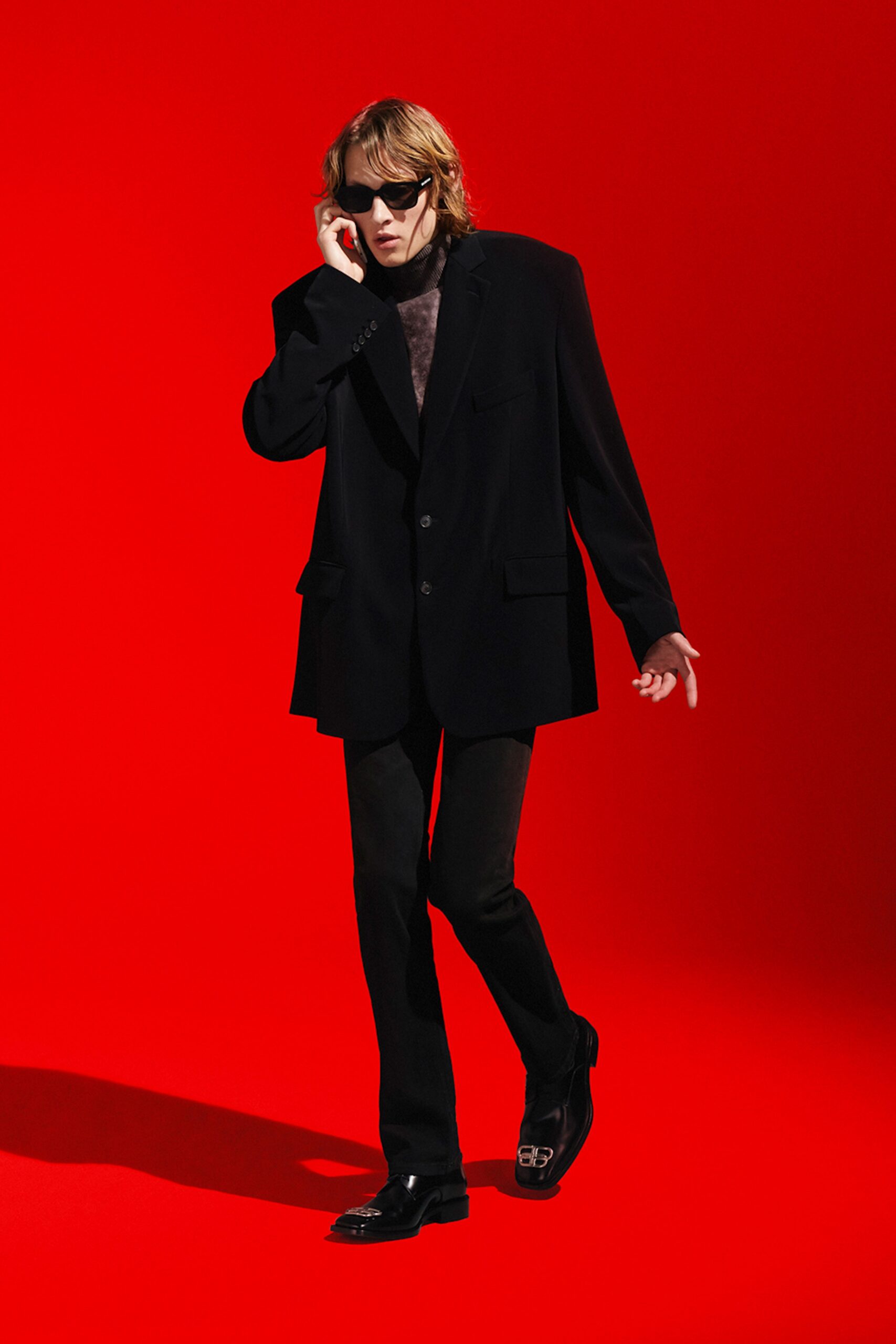oversized black blazer with fitted top