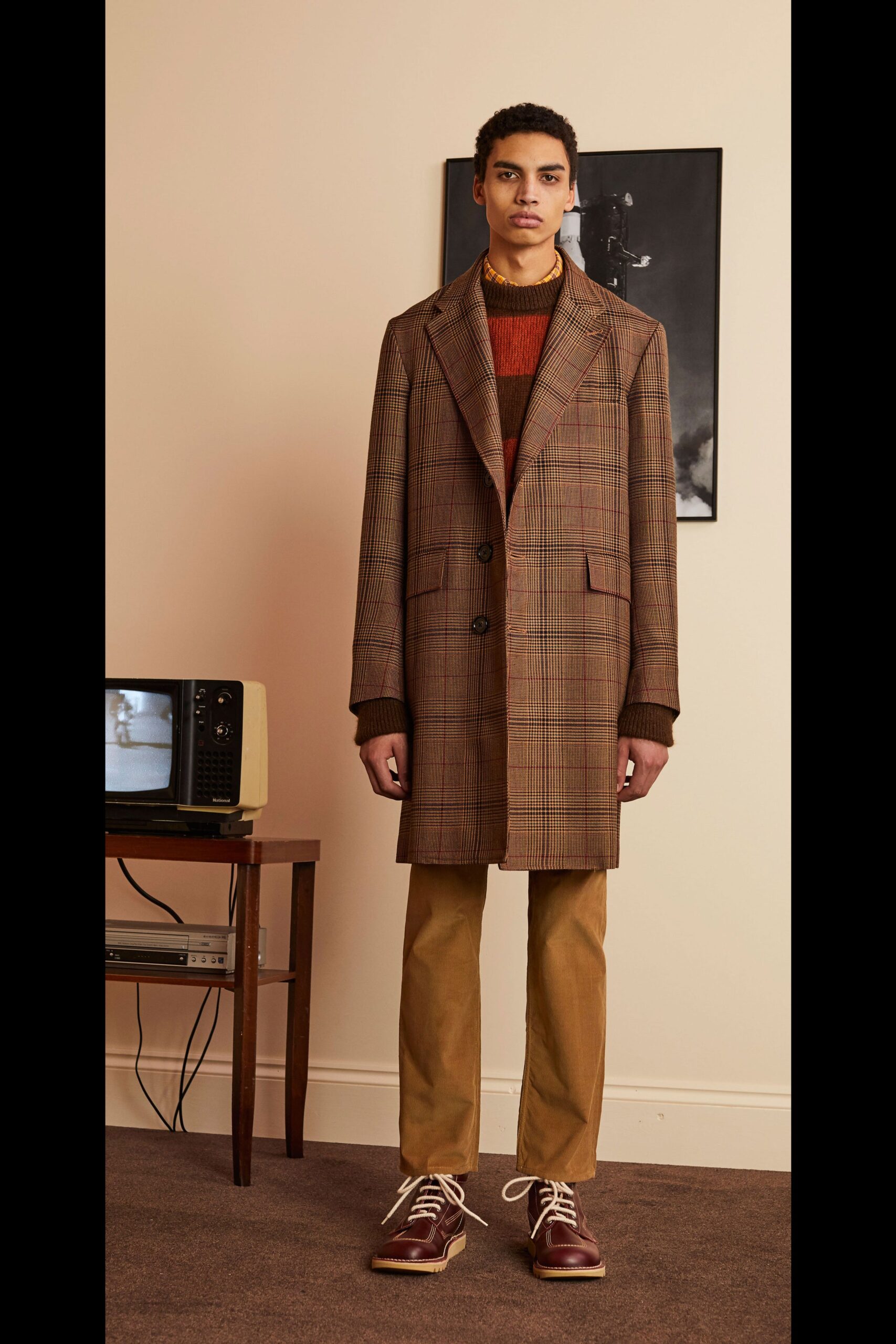 brown wool long-sleeve collared tailored checked coat