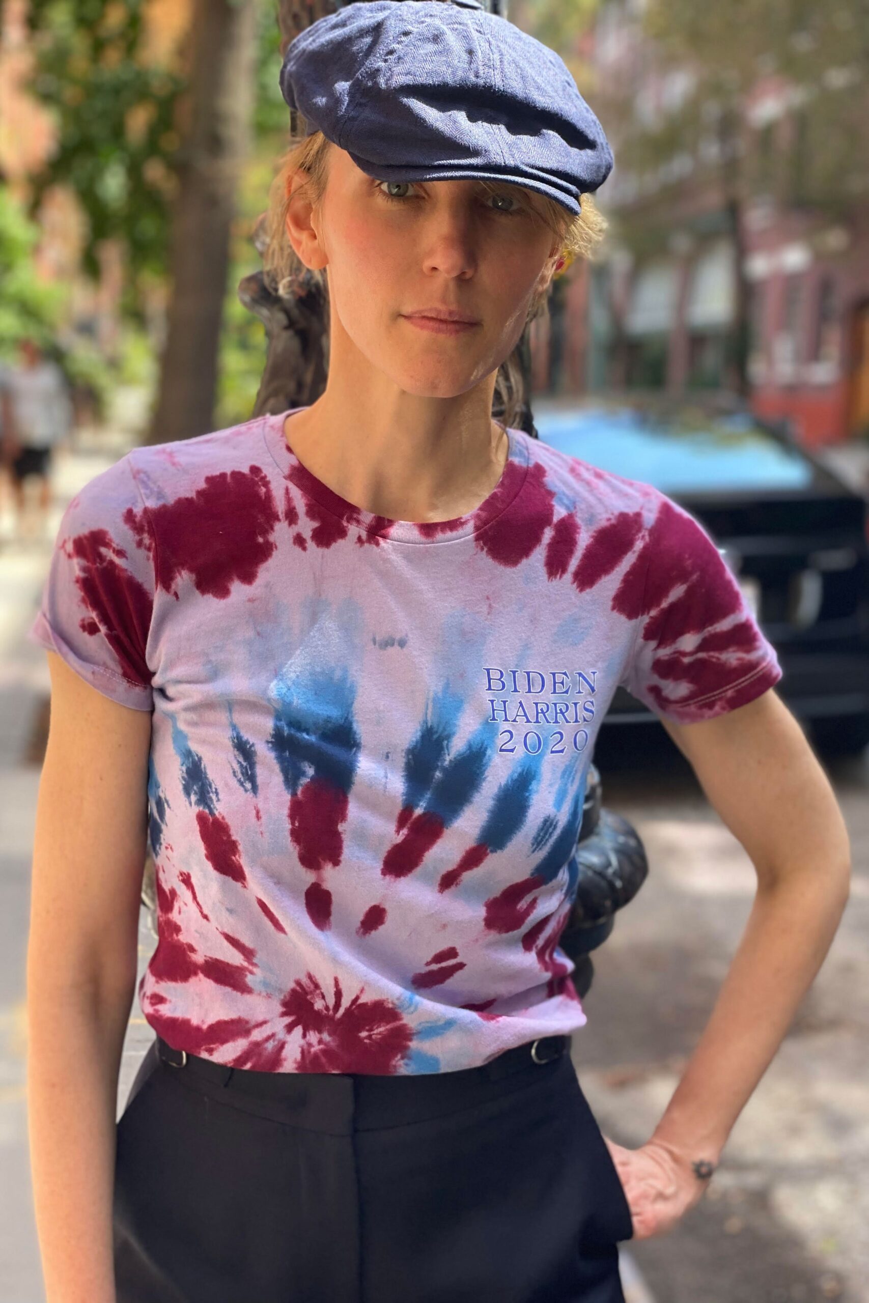 tie-dye fitted graphic t-shirt