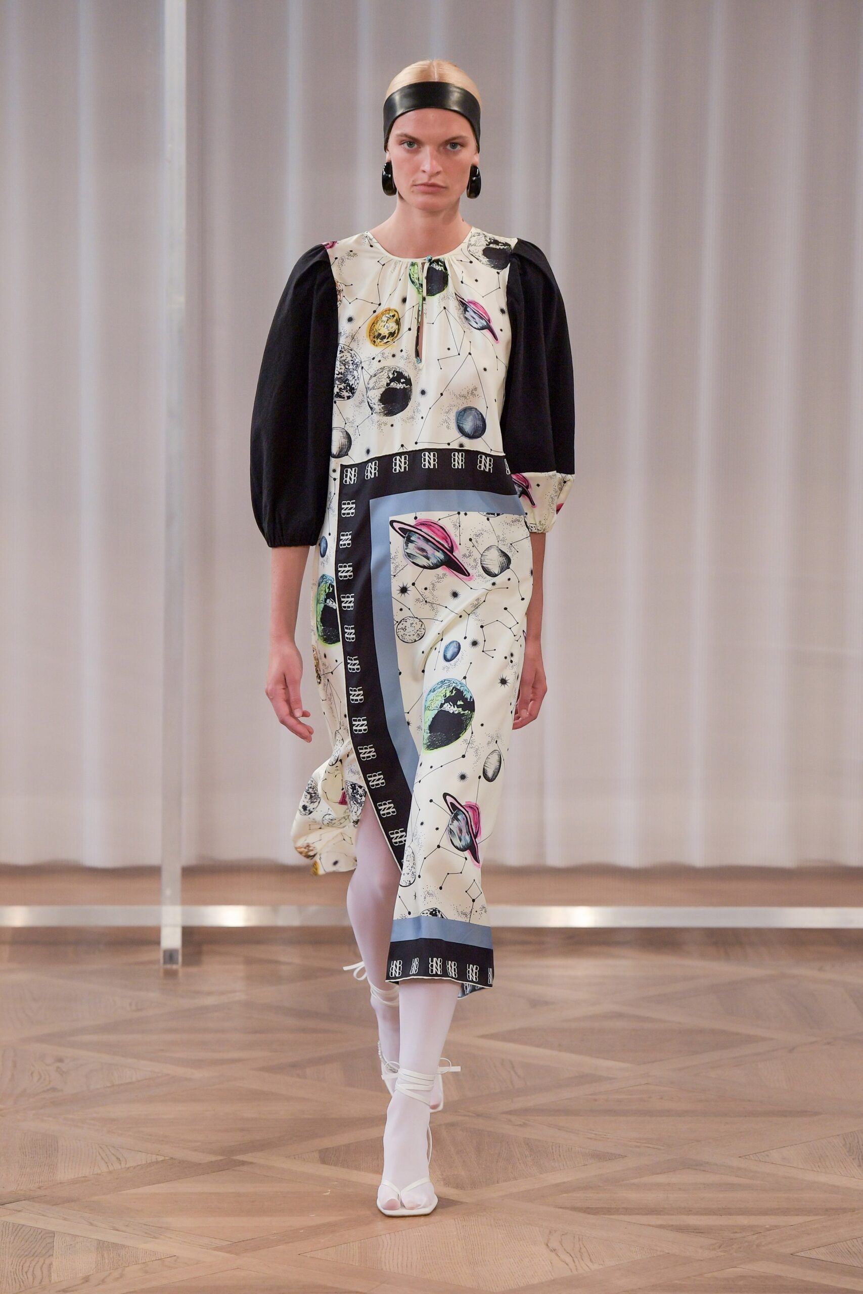 white multi-printed fitted dress