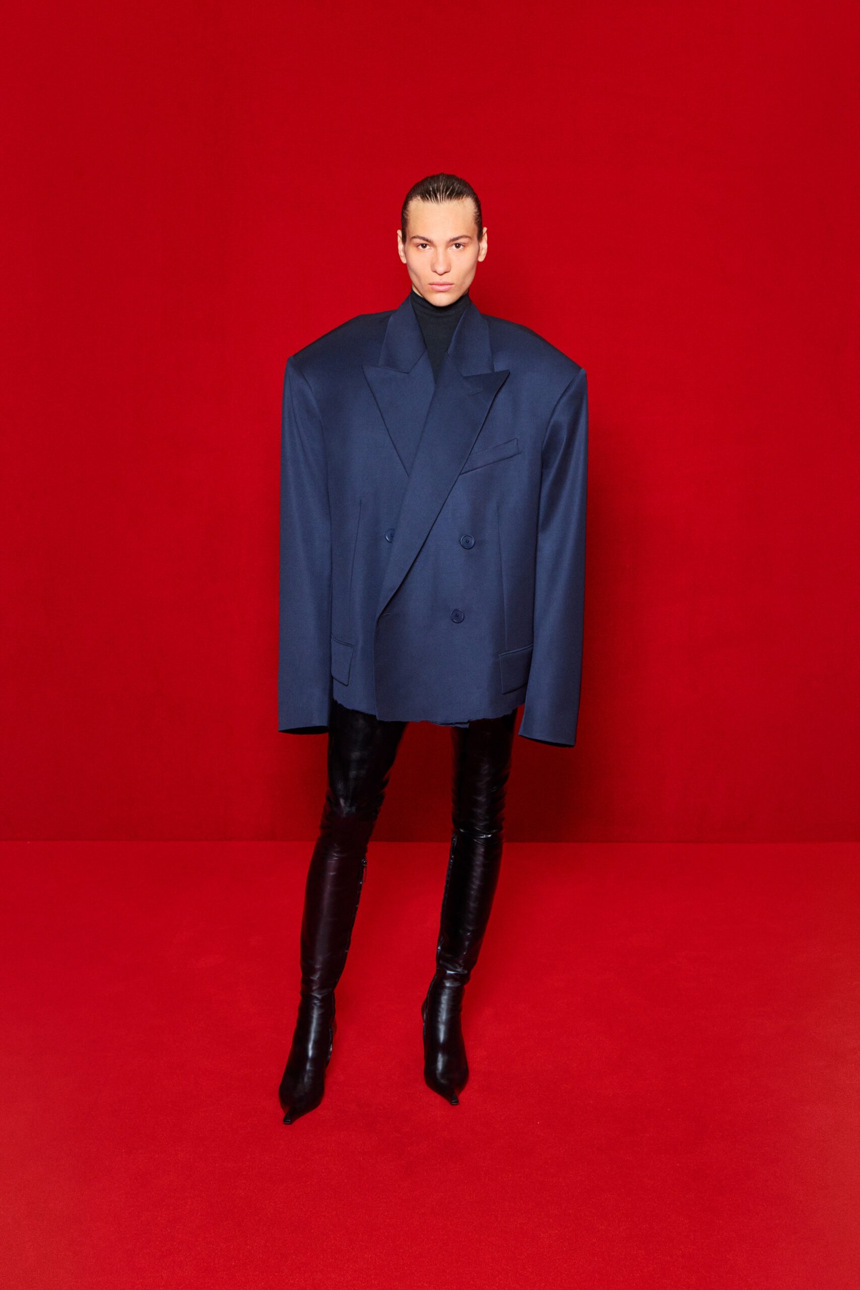 oversized blue blazer with fitted pants