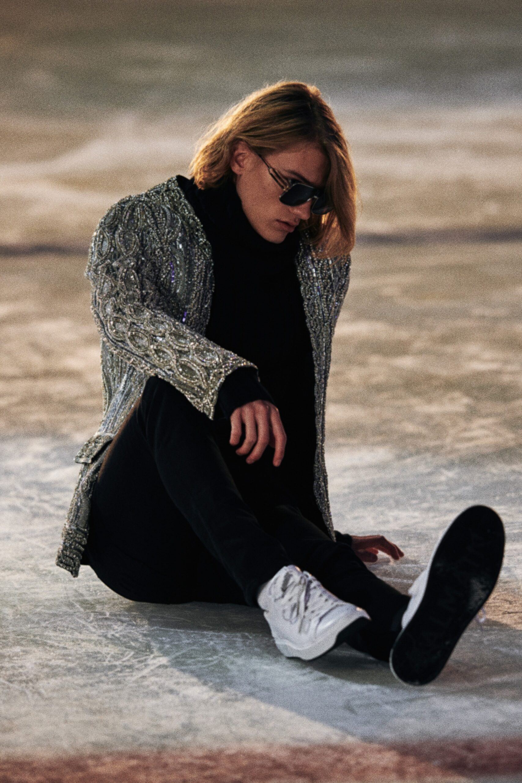 gray sequin long-sleeve collared fitted embellished shiny jacket