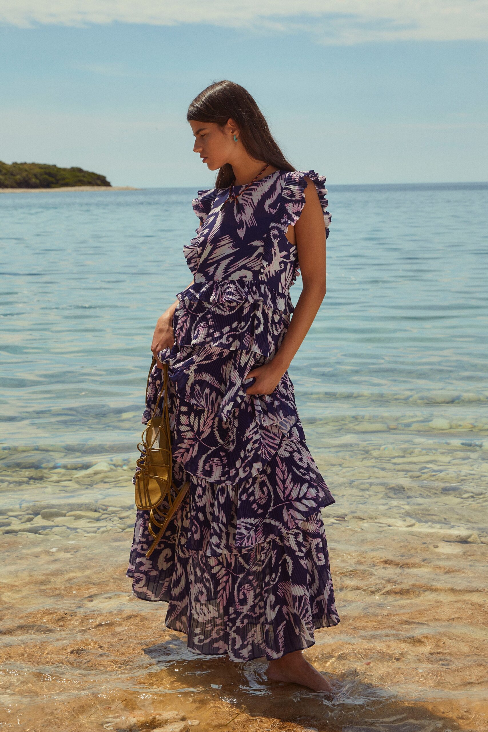 Beatrice .b S/S 22 Look 291