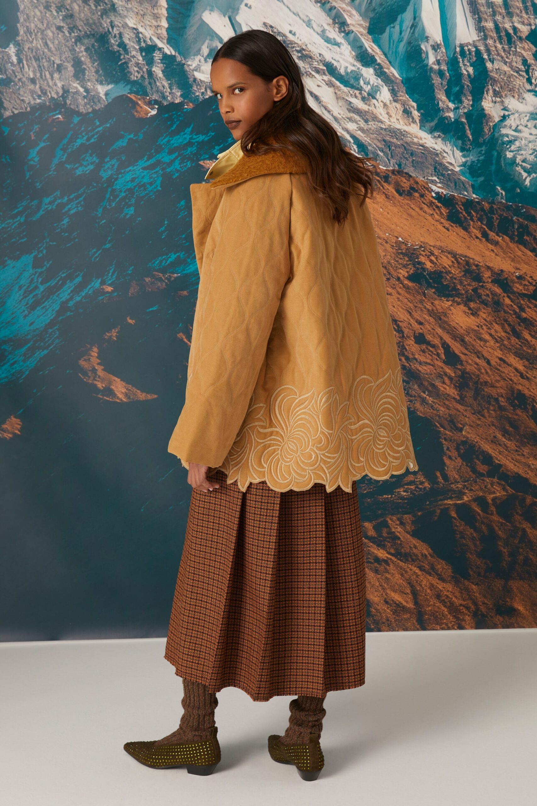 Beatrice .b F/W 22 Look 296