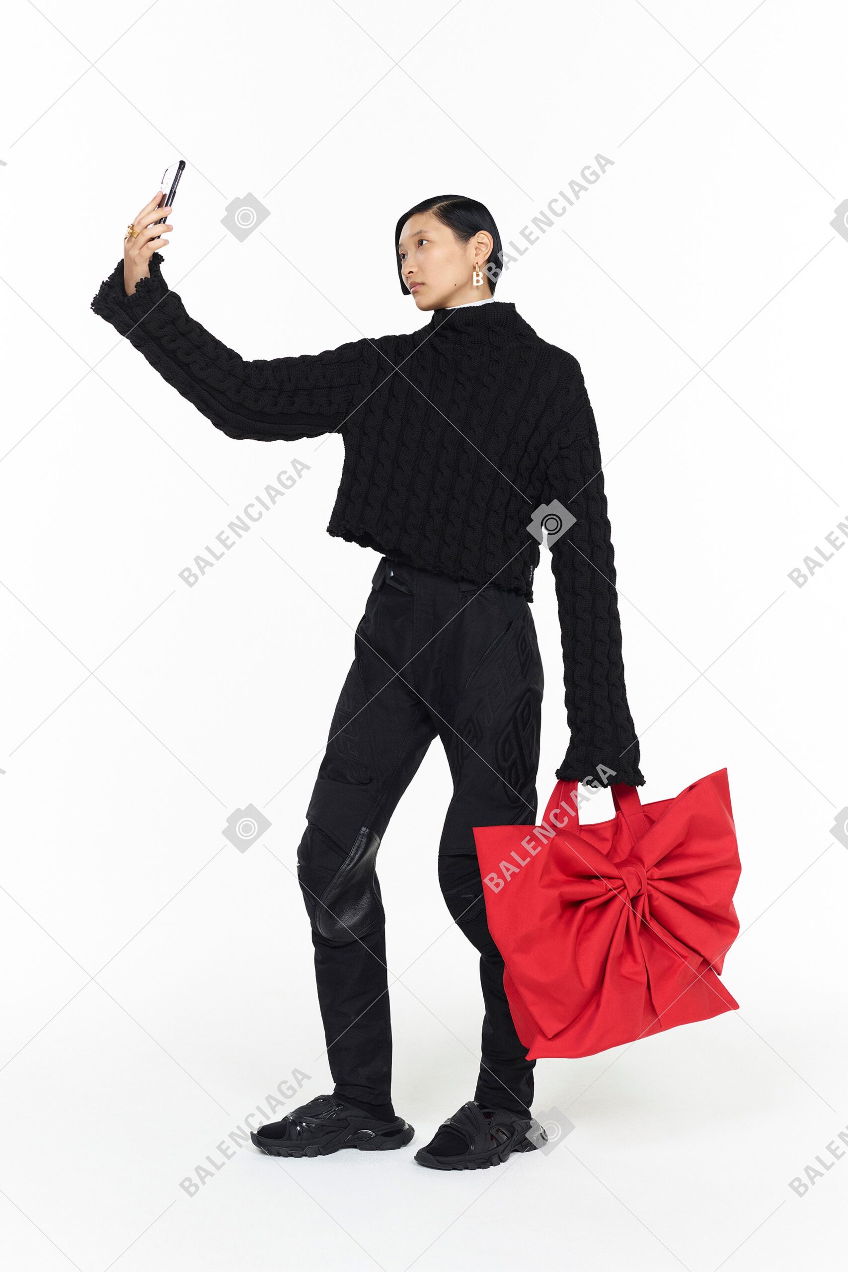black cotton long-sleeve turtleneck fitted textured cropped sweater